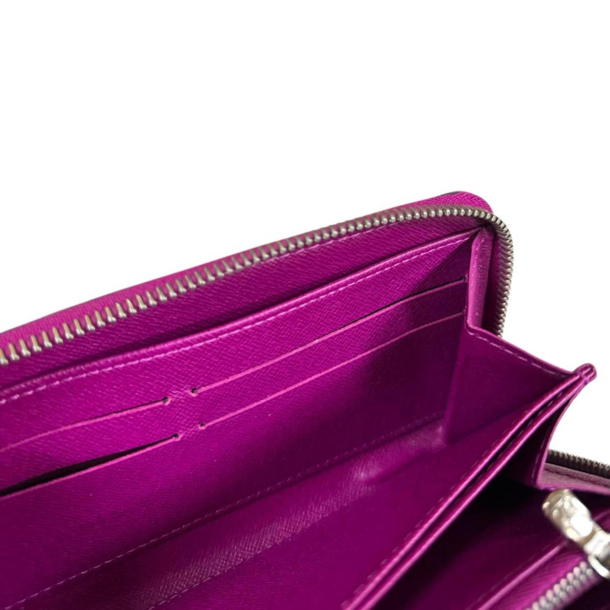 Louis Vuitton Epi Grenade Pink Epi Leather Long Wallet (Bi-Fold) (Pre-Owned)
