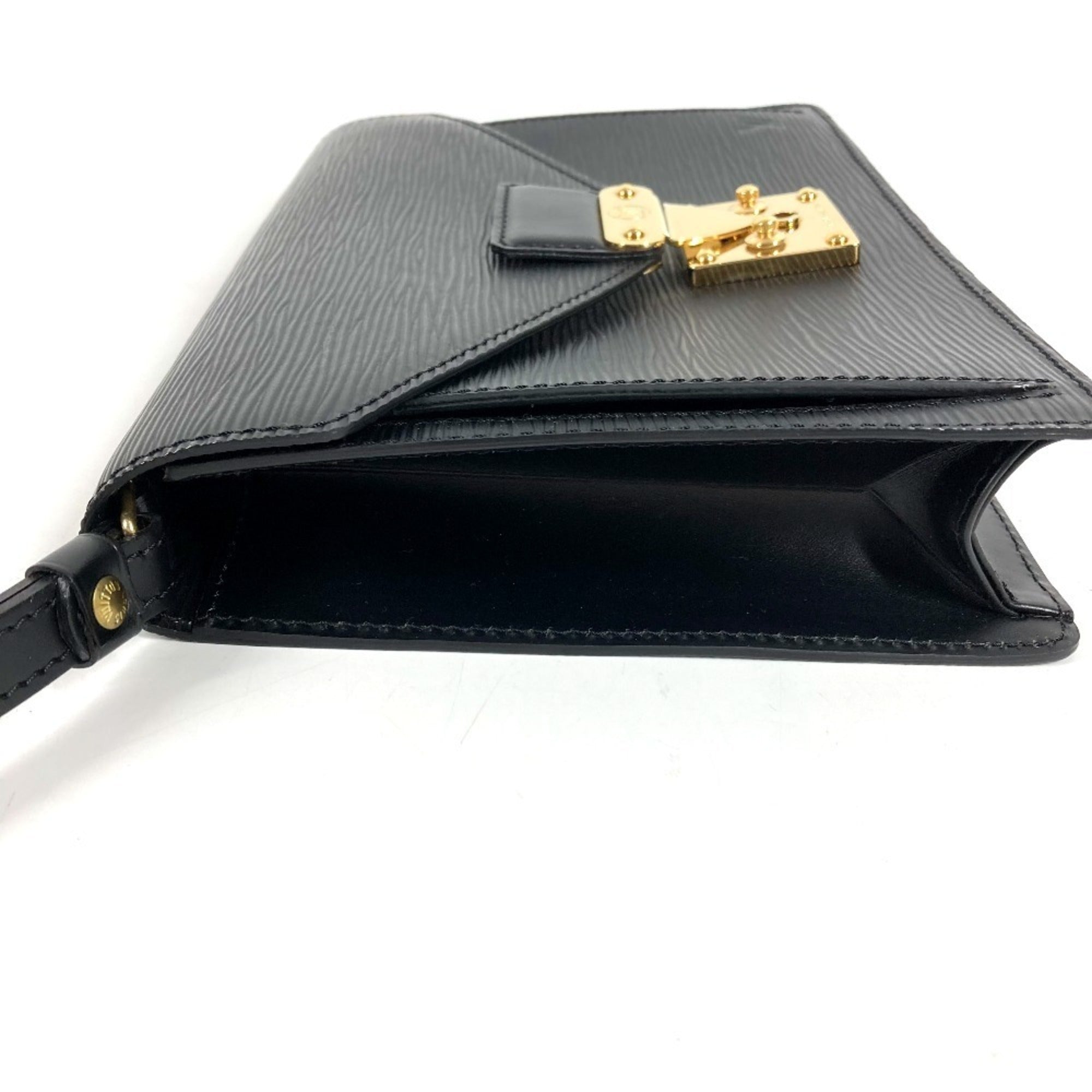 Louis Vuitton Black Noir Epi Leather Clutch Bag Pochette (Pre-Owned)
