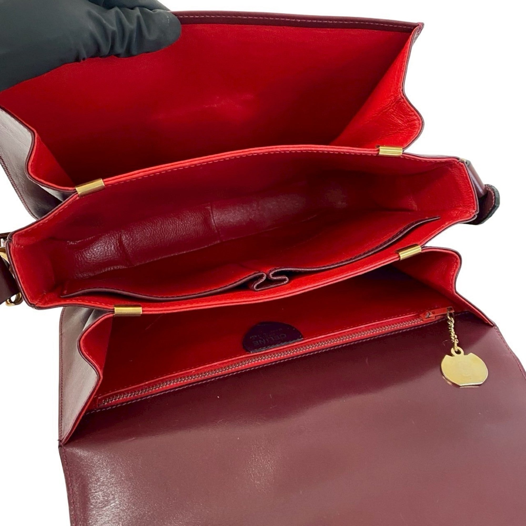 Celine Red Color Wine Leather Shoulder Bag (Pre-Owned)