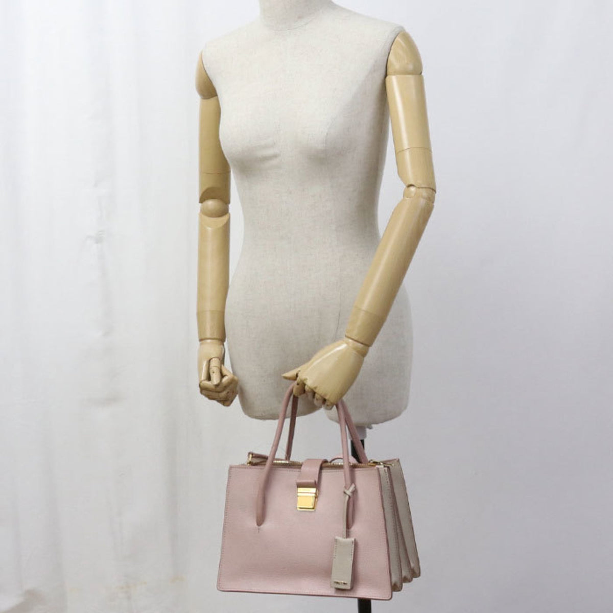 Miu Miu Pink Leather Tote Bag (Pre-Owned)