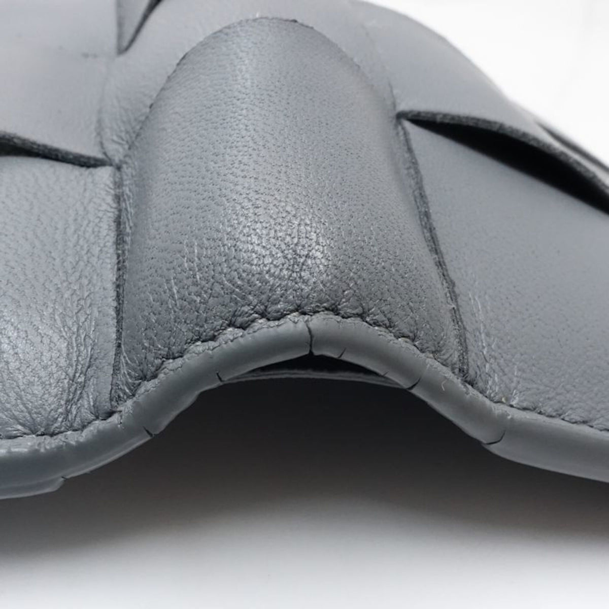 Bottega Veneta Gray Leather Wallet (Bi-Fold) (Pre-Owned)