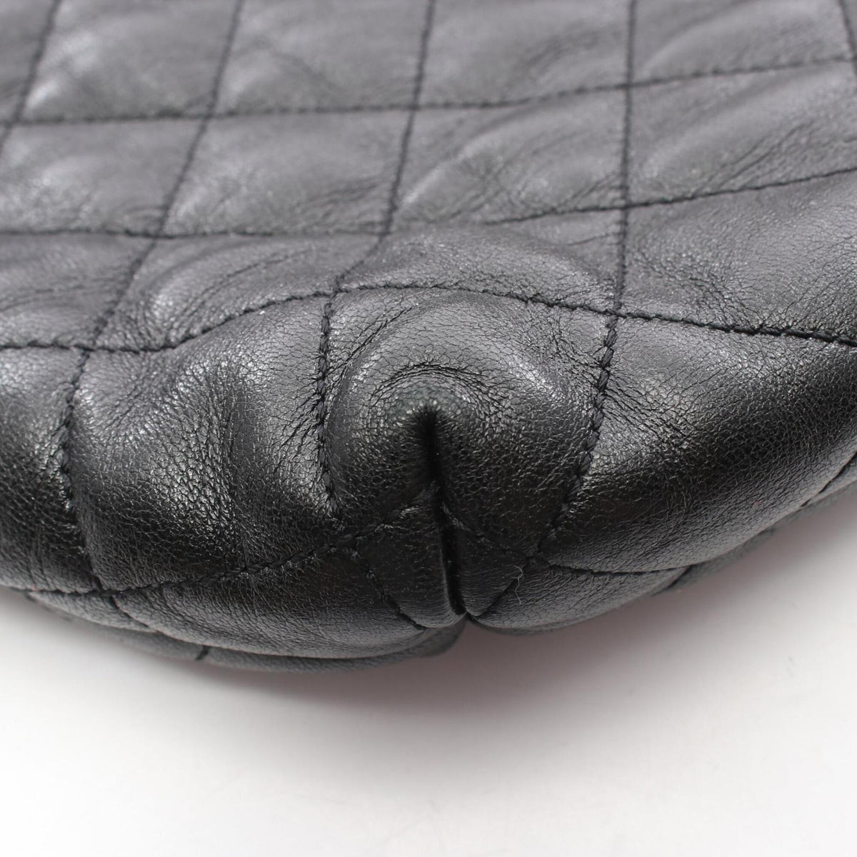 Yves Saint Laurent Black Leather Handbag Tote Bag (Pre-Owned)