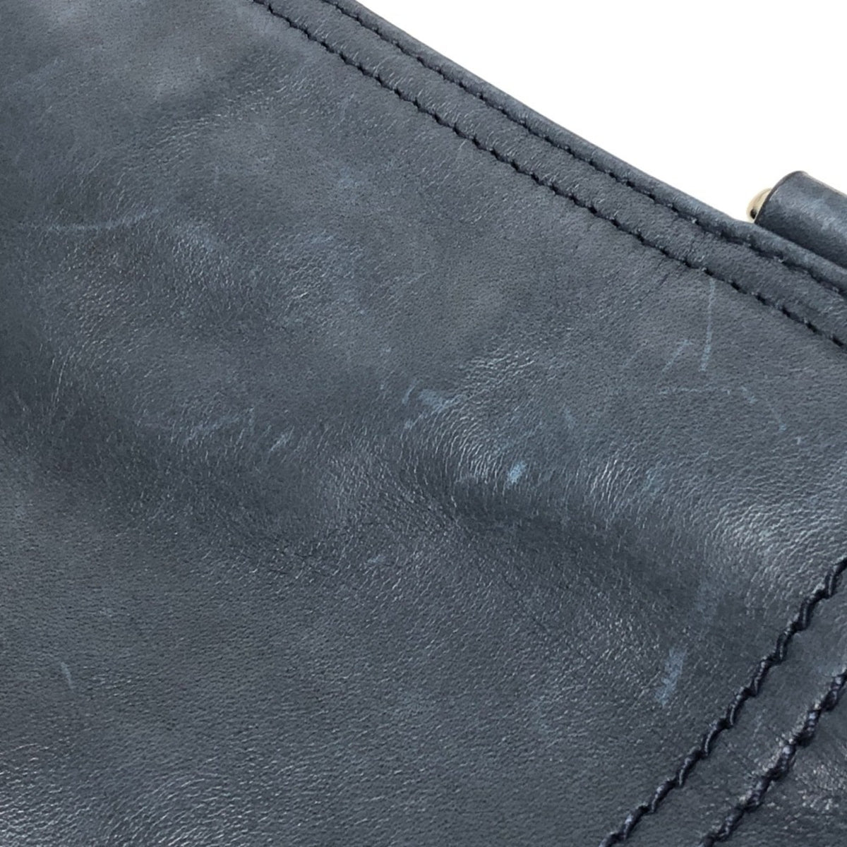 Bally Navy Leather Handbag Shoulder Bag (Pre-Owned)