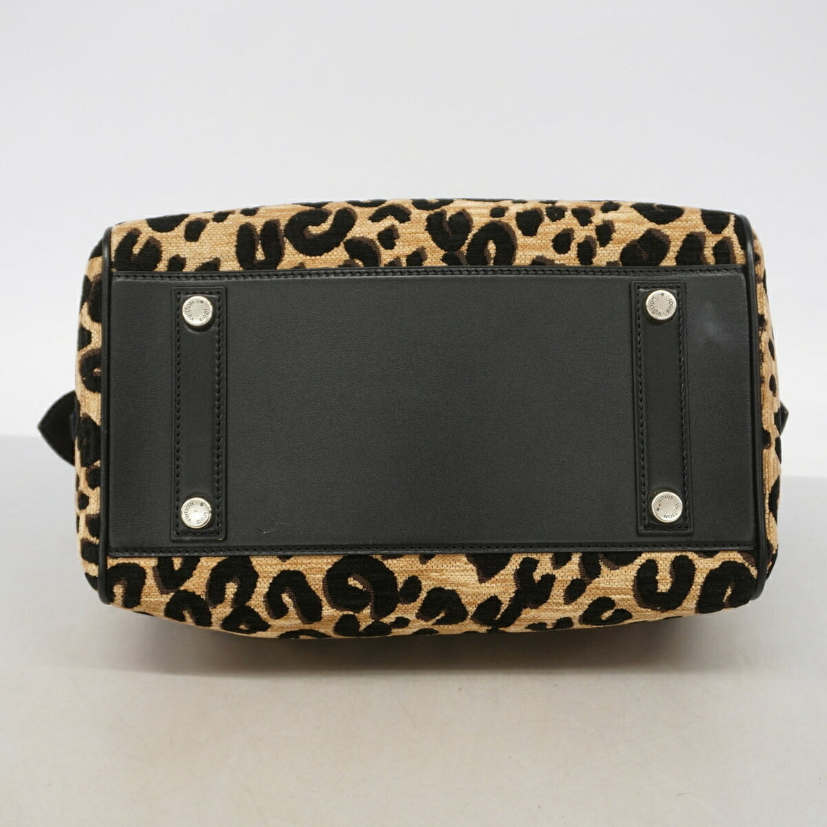 Louis Vuitton Beige Black Handbag (Pre-Owned)