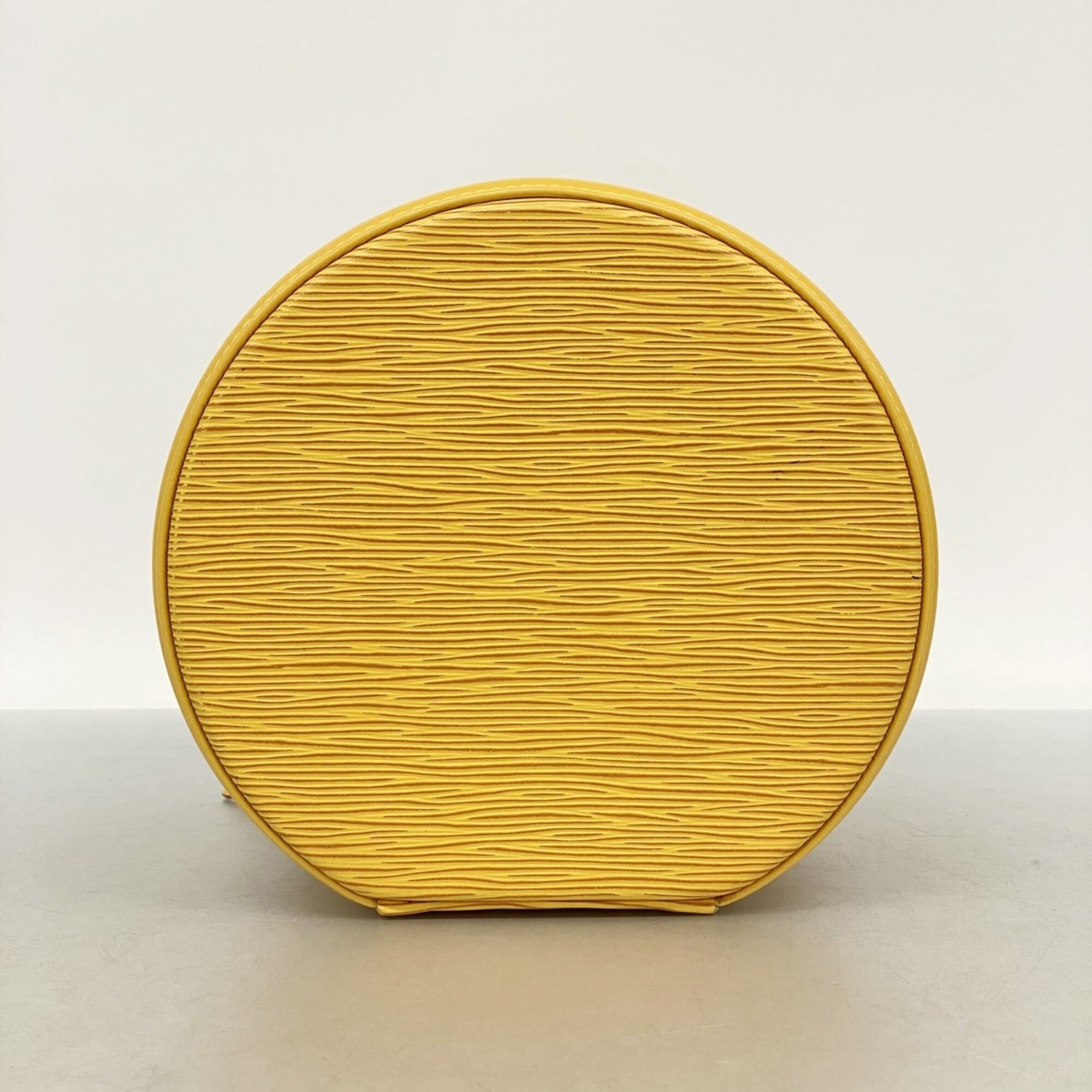 Louis Vuitton Jaune Handbag (Pre-Owned)