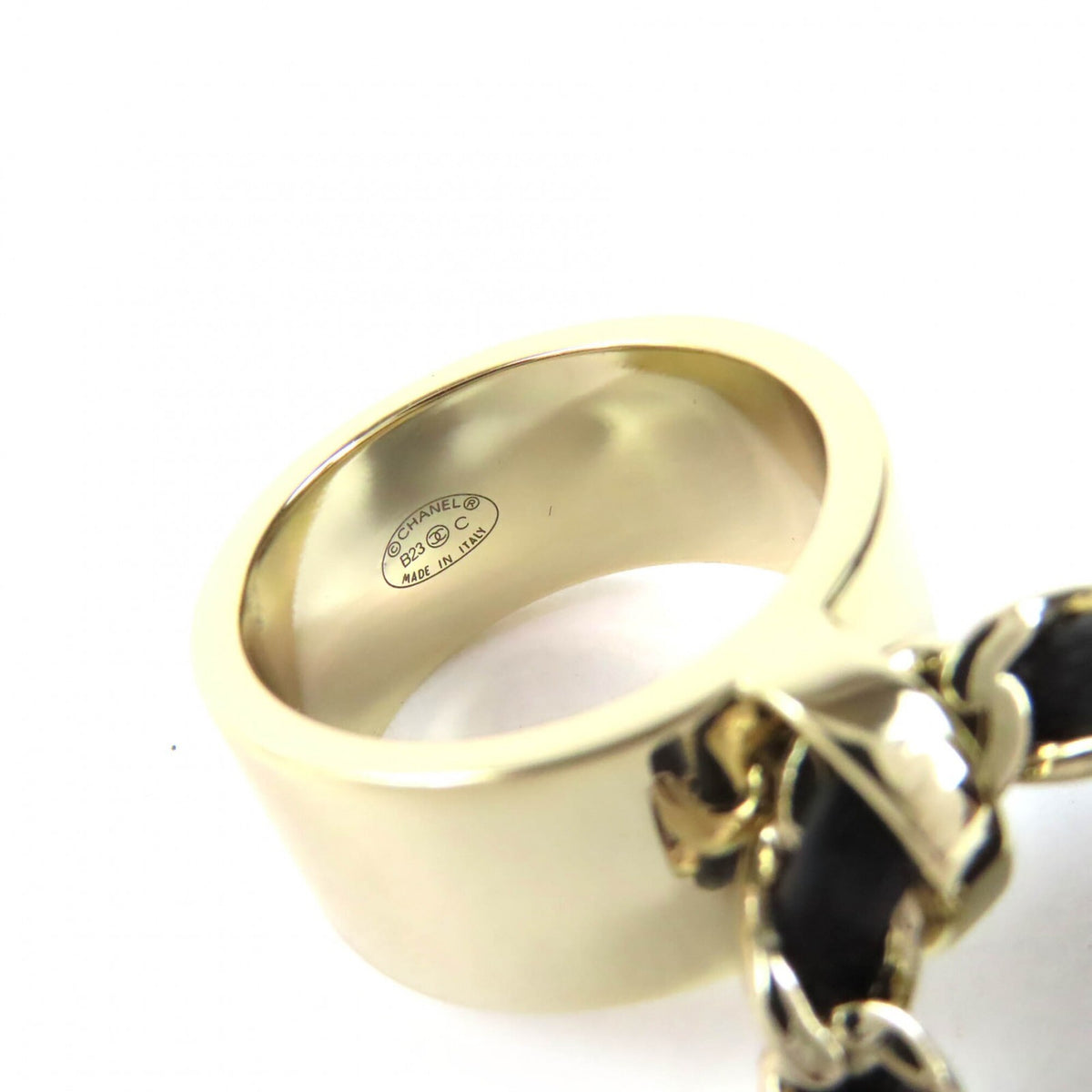 Chanel Band Ring (Pre-Owned)