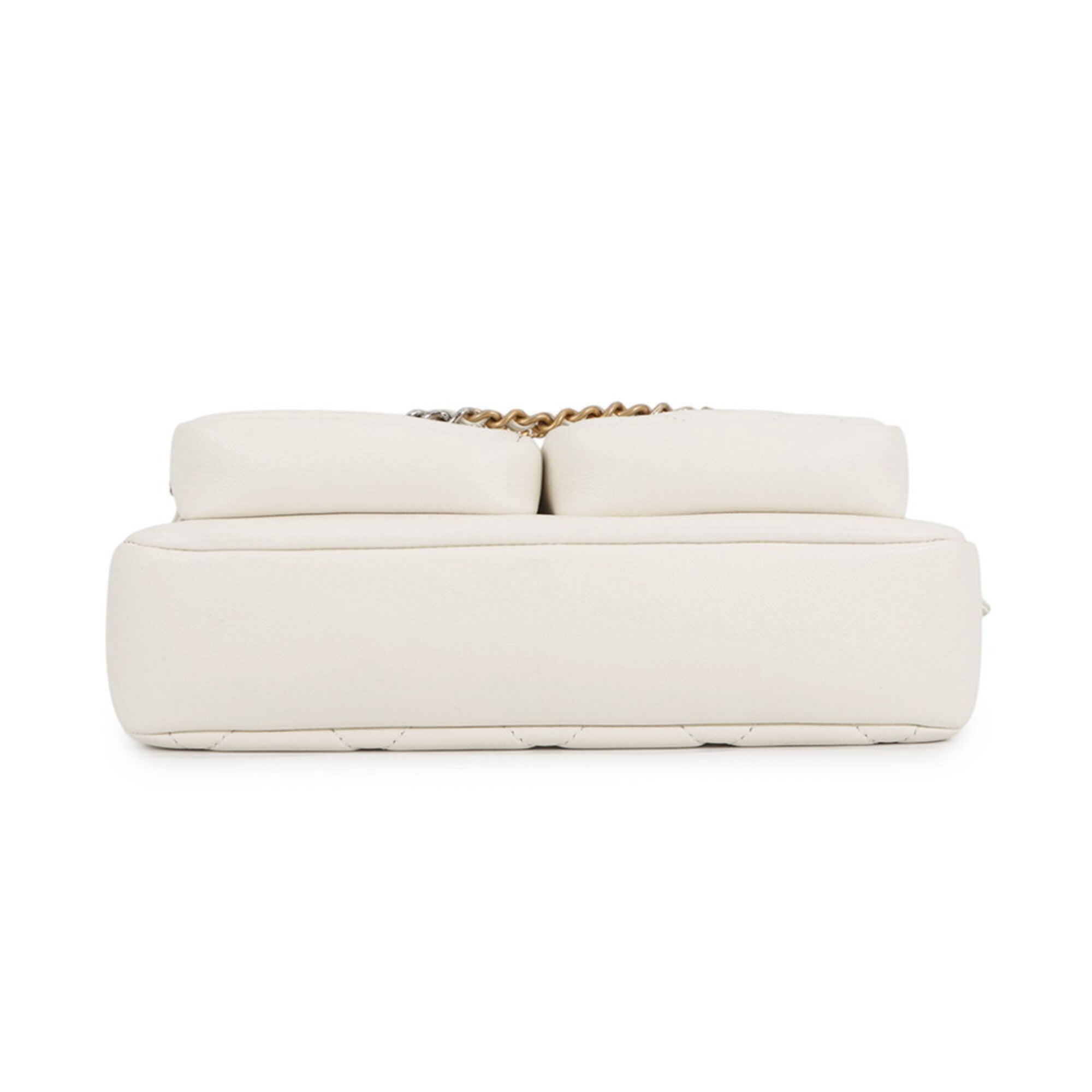 Chanel White Leather Shoulder Bag (Pre-Owned)
