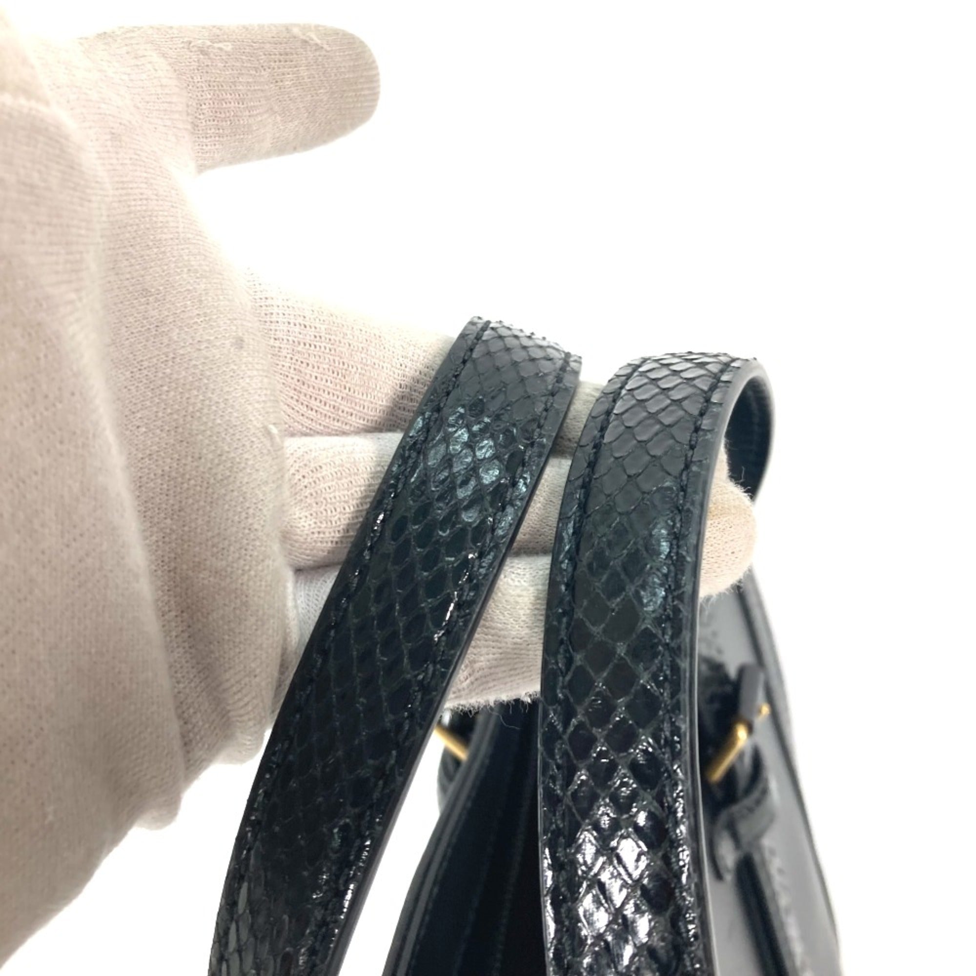 Gucci Black Leather Handbag (Pre-Owned)