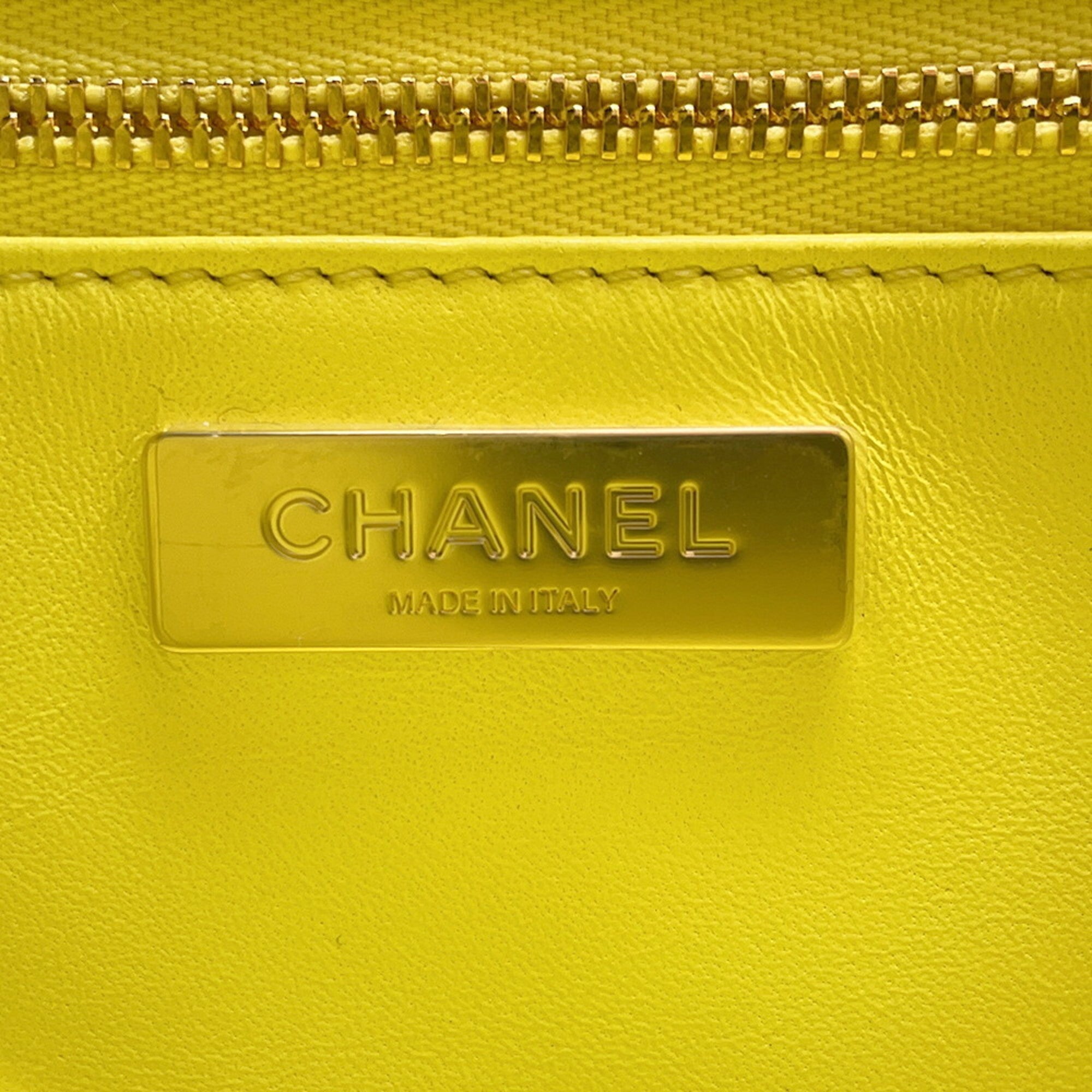 Chanel Matelasse Yellow Leather Handbag Shoulder Bag (Pre-Owned)