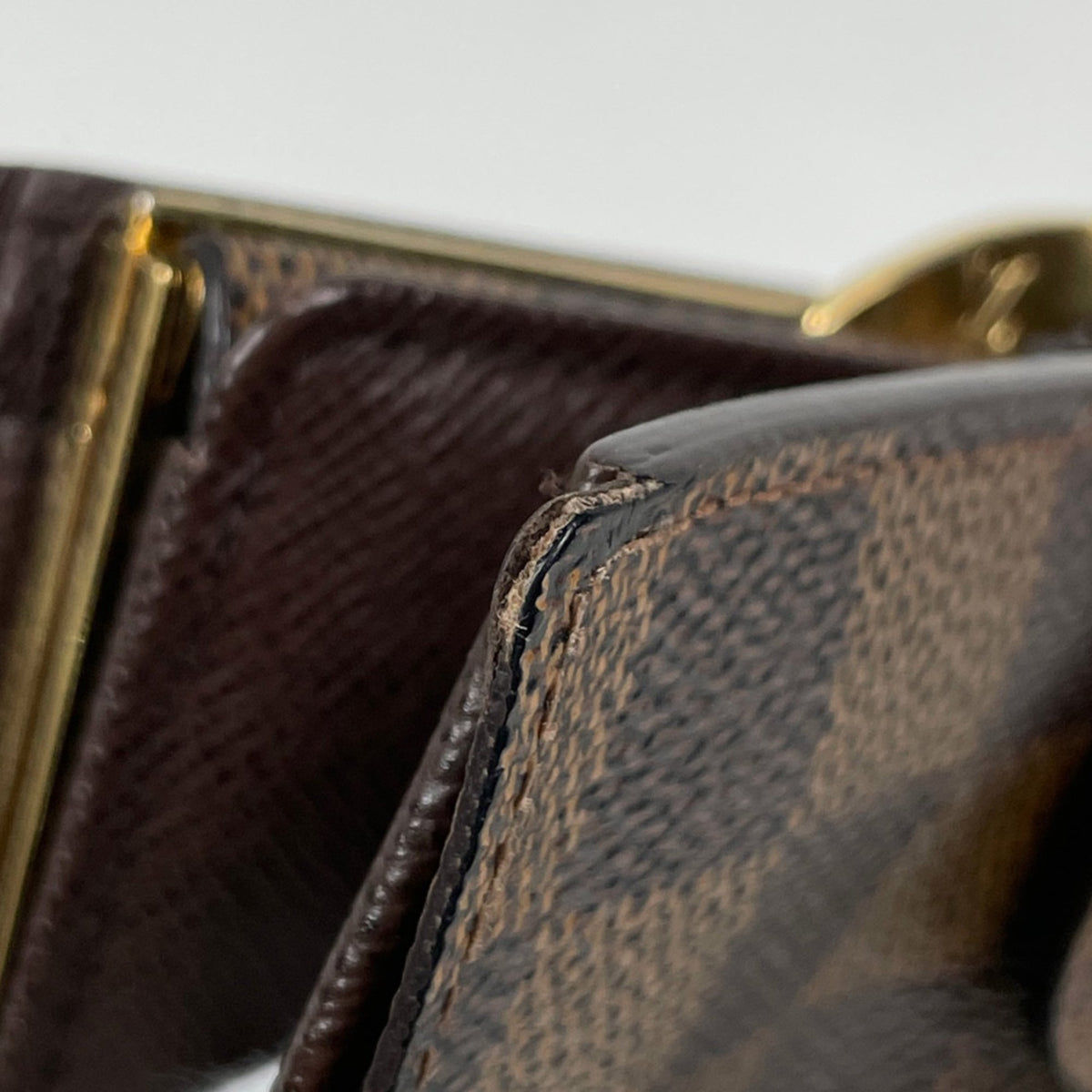 Louis Vuitton Damier Brown Damier Canvas Wallet (Bi-Fold) (Pre-Owned)
