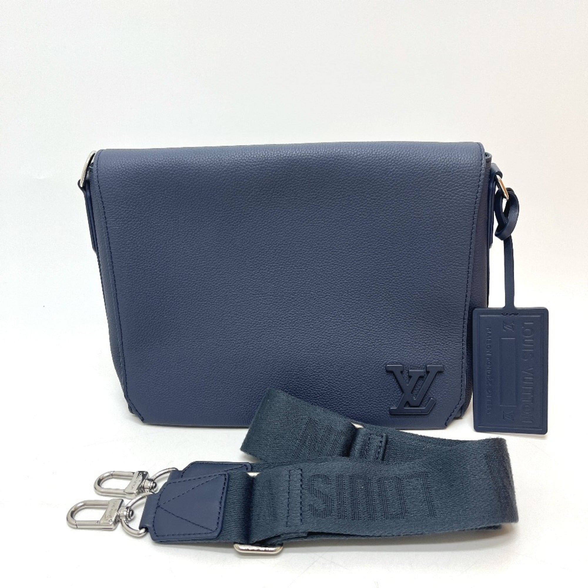 Louis Vuitton Blue Leather Handbag Shoulder Bag (Pre-Owned)