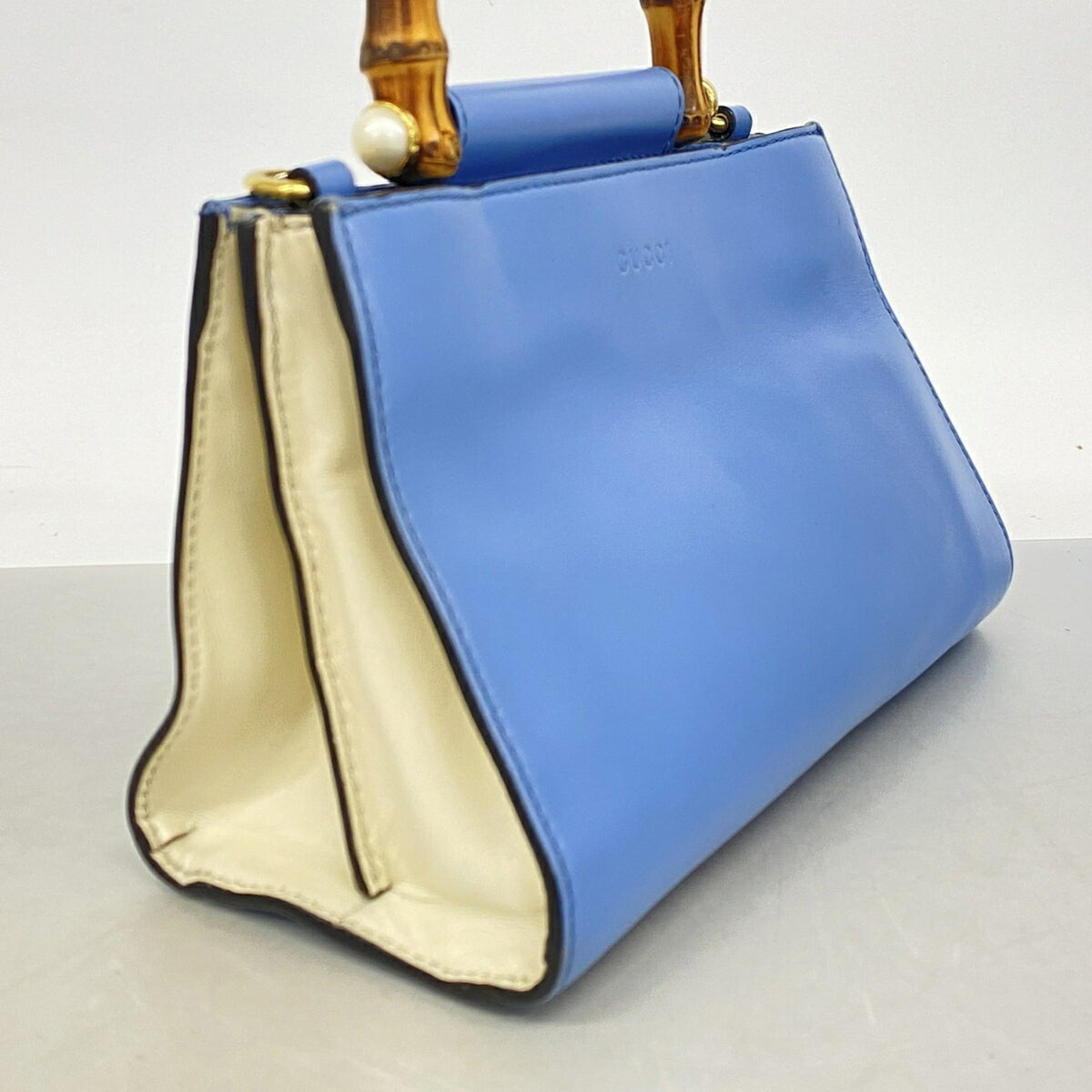 Gucci Sky Blue Leather Handbag (Pre-Owned)
