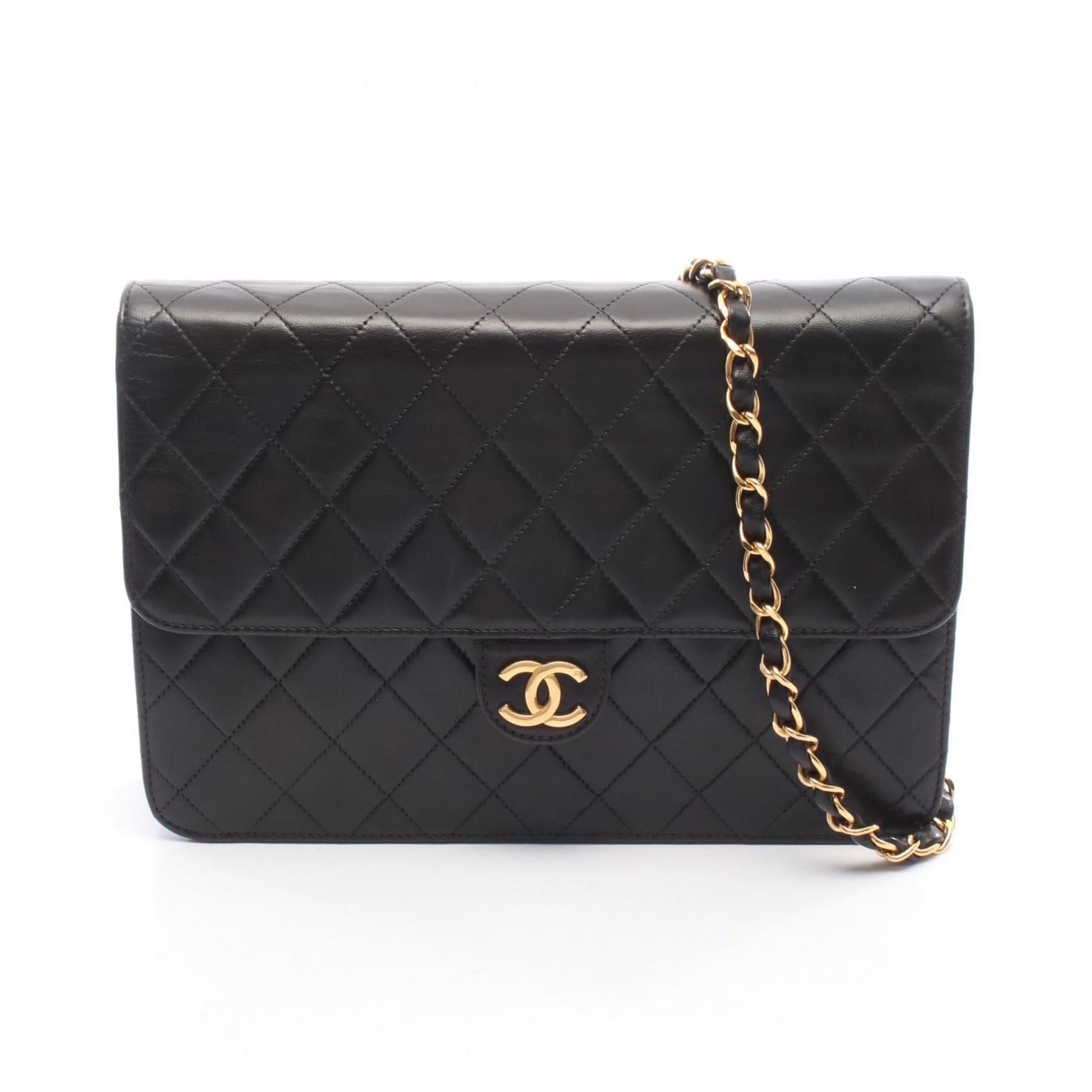 Chanel Black Leather Shoulder Bag (Pre-Owned)