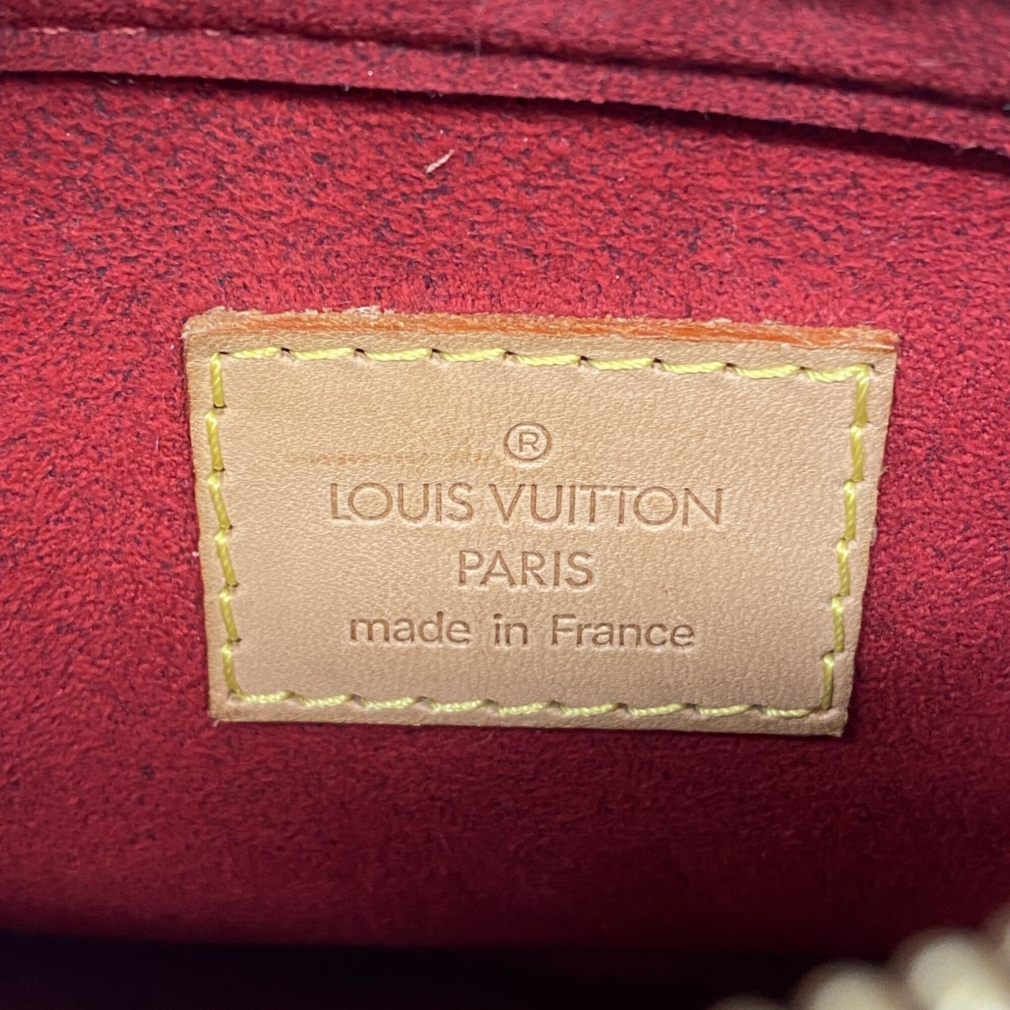 Louis Vuitton Brown Shoulder Bag (Pre-Owned)