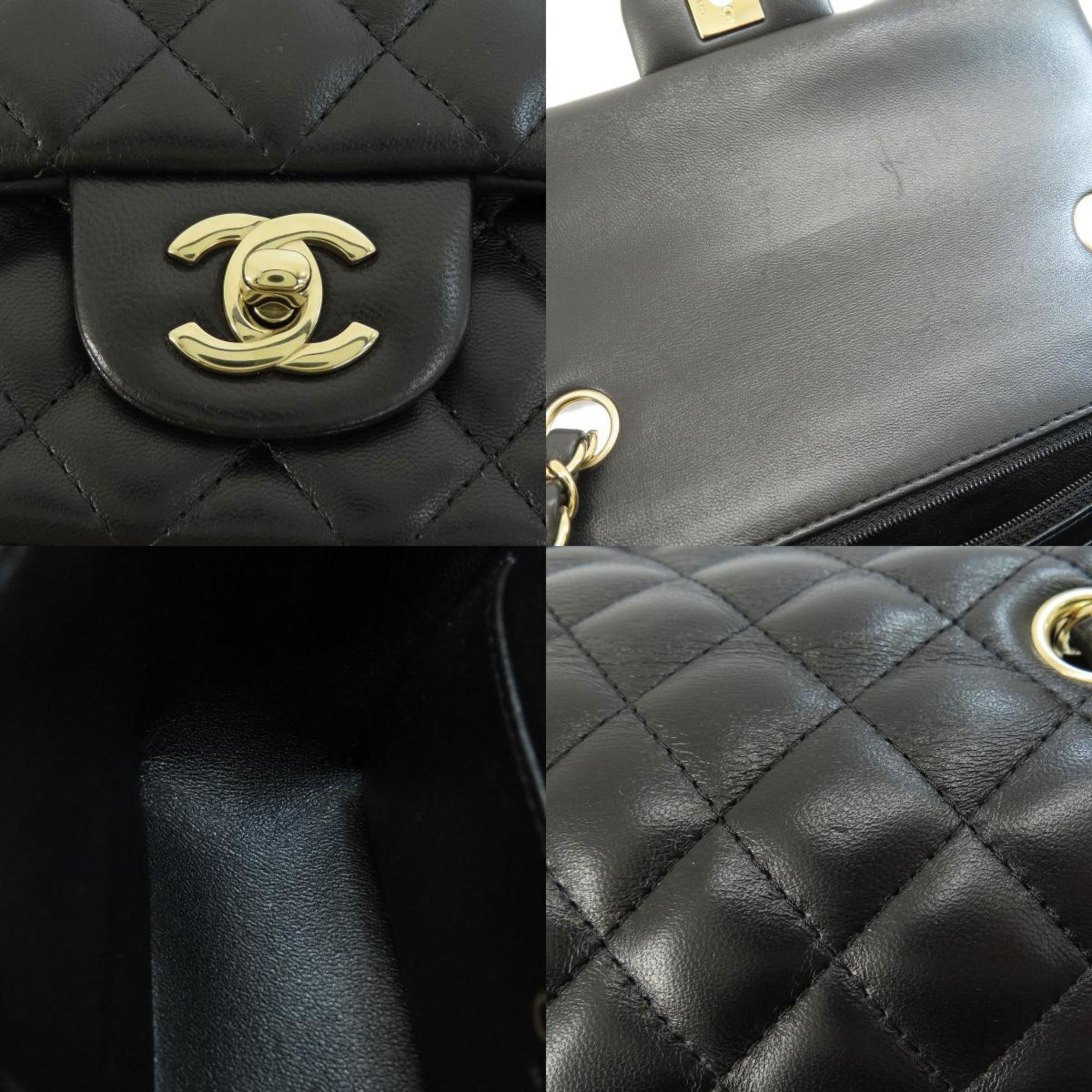 Chanel Black Leather Shoulder Bag (Pre-Owned)