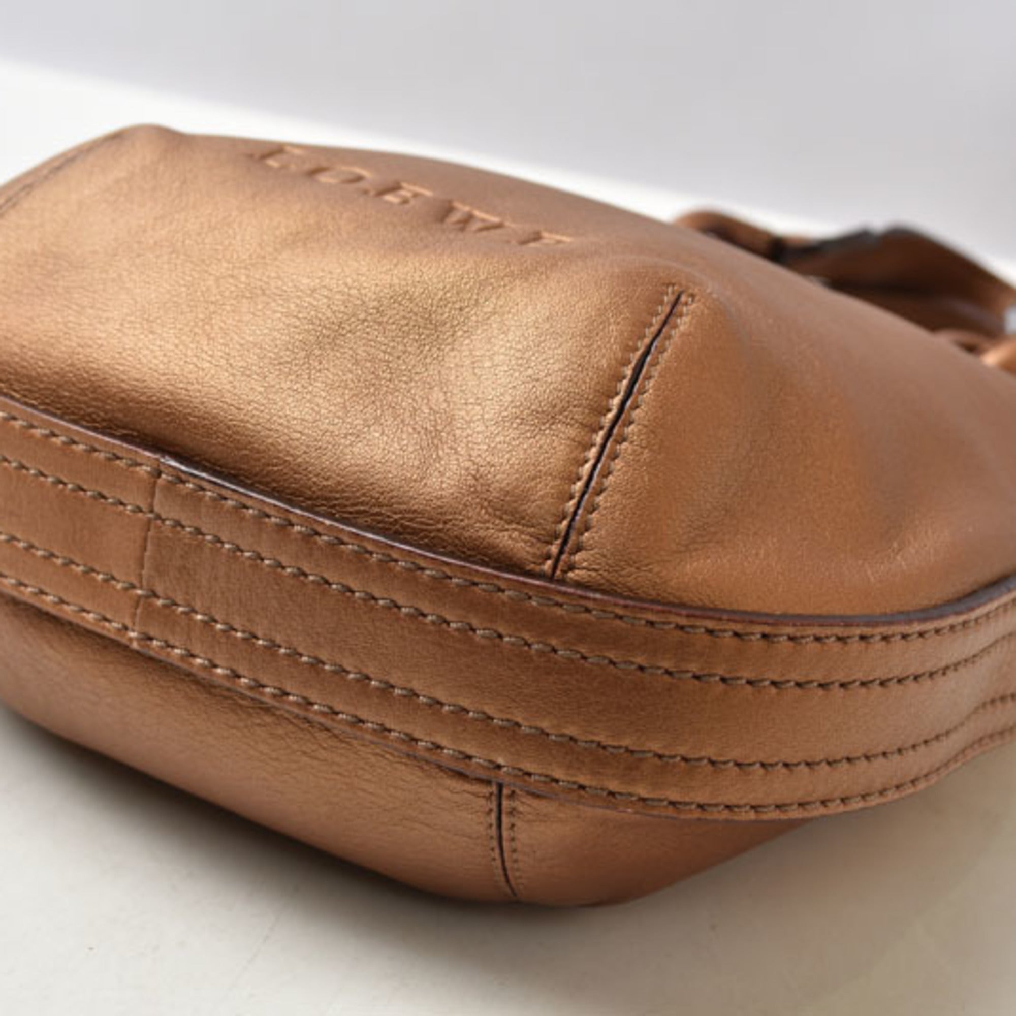 Loewe Bronze Leather Handbag Shoulder Bag (Pre-Owned)