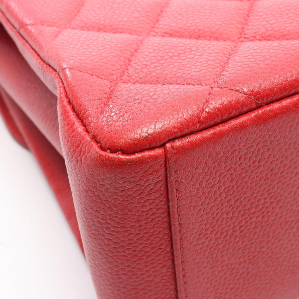 Chanel Red Color Grained Calfskin Handbag (Pre-Owned)