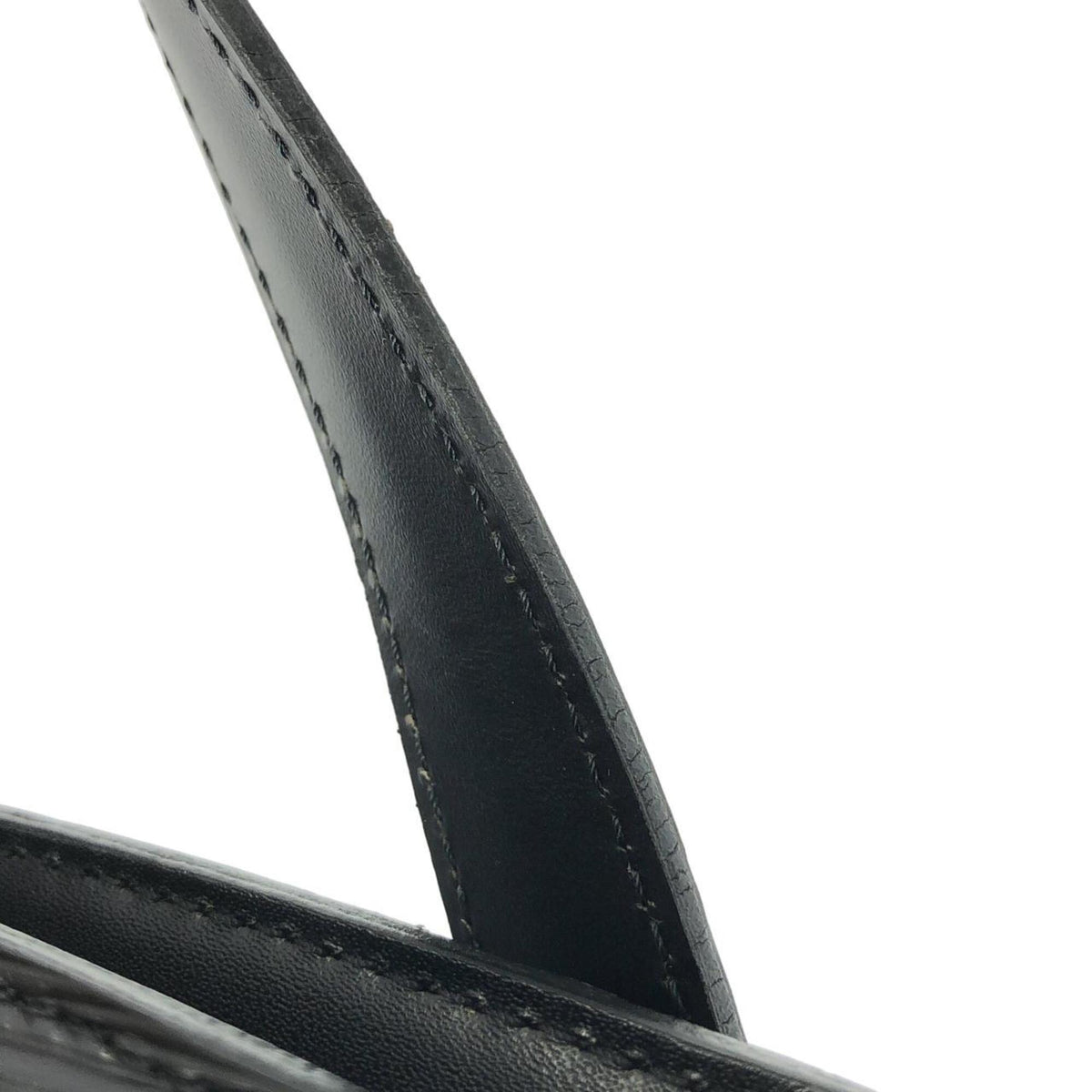 Louis Vuitton Black Leather Handbag (Pre-Owned)