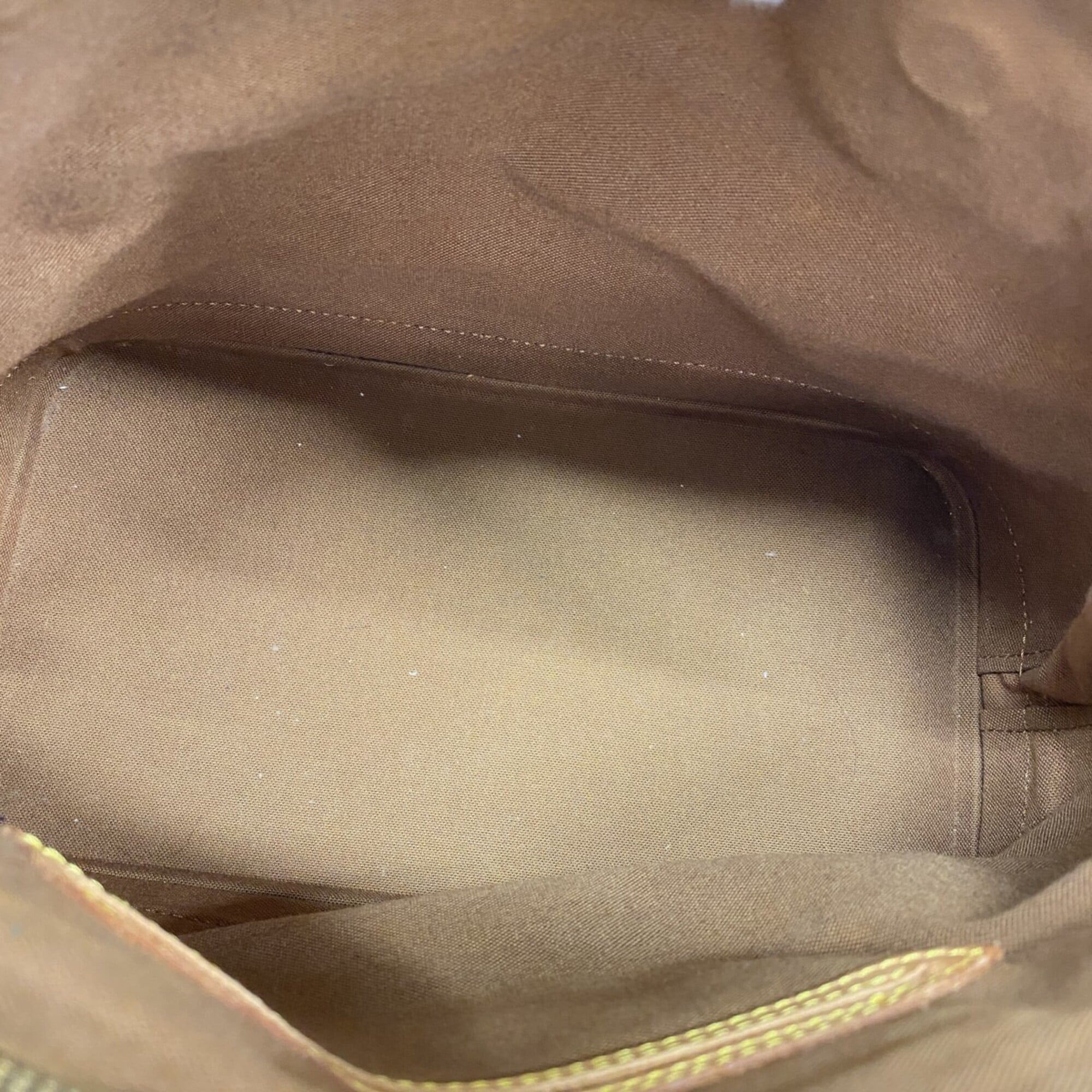 Louis Vuitton Brown Handbag (Pre-Owned)