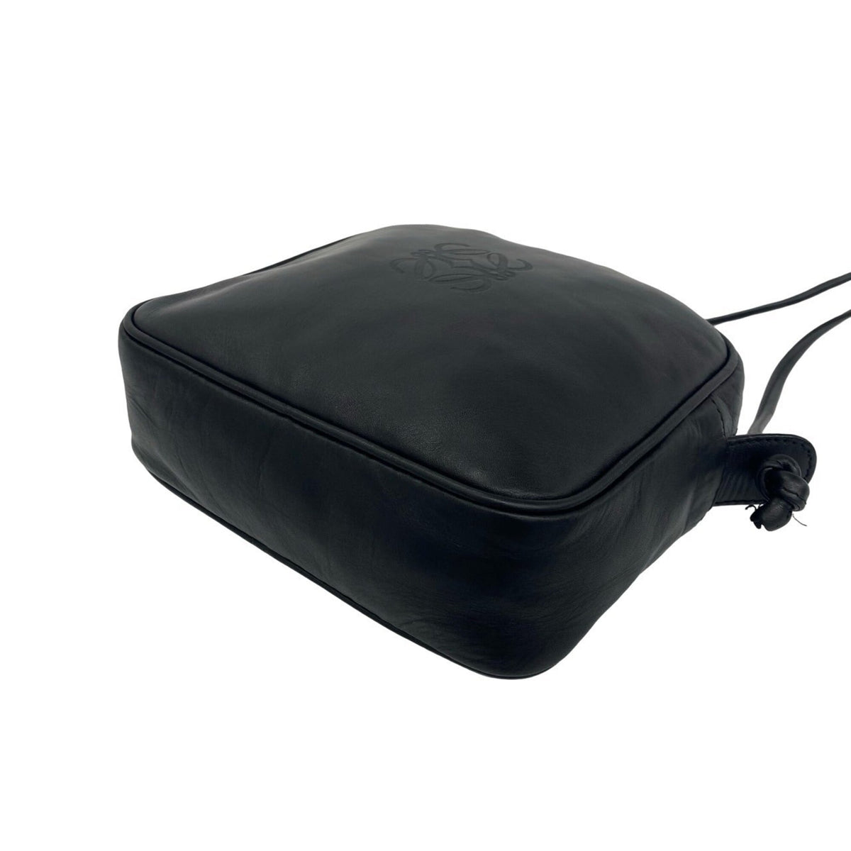 Loewe Black Leather Pochette Shoulder Bag (Pre-Owned)