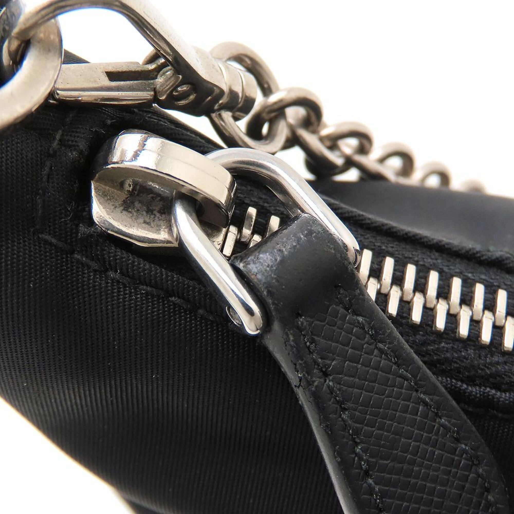 Prada Black Nero Nylon Shoulder Bag (Pre-Owned)
