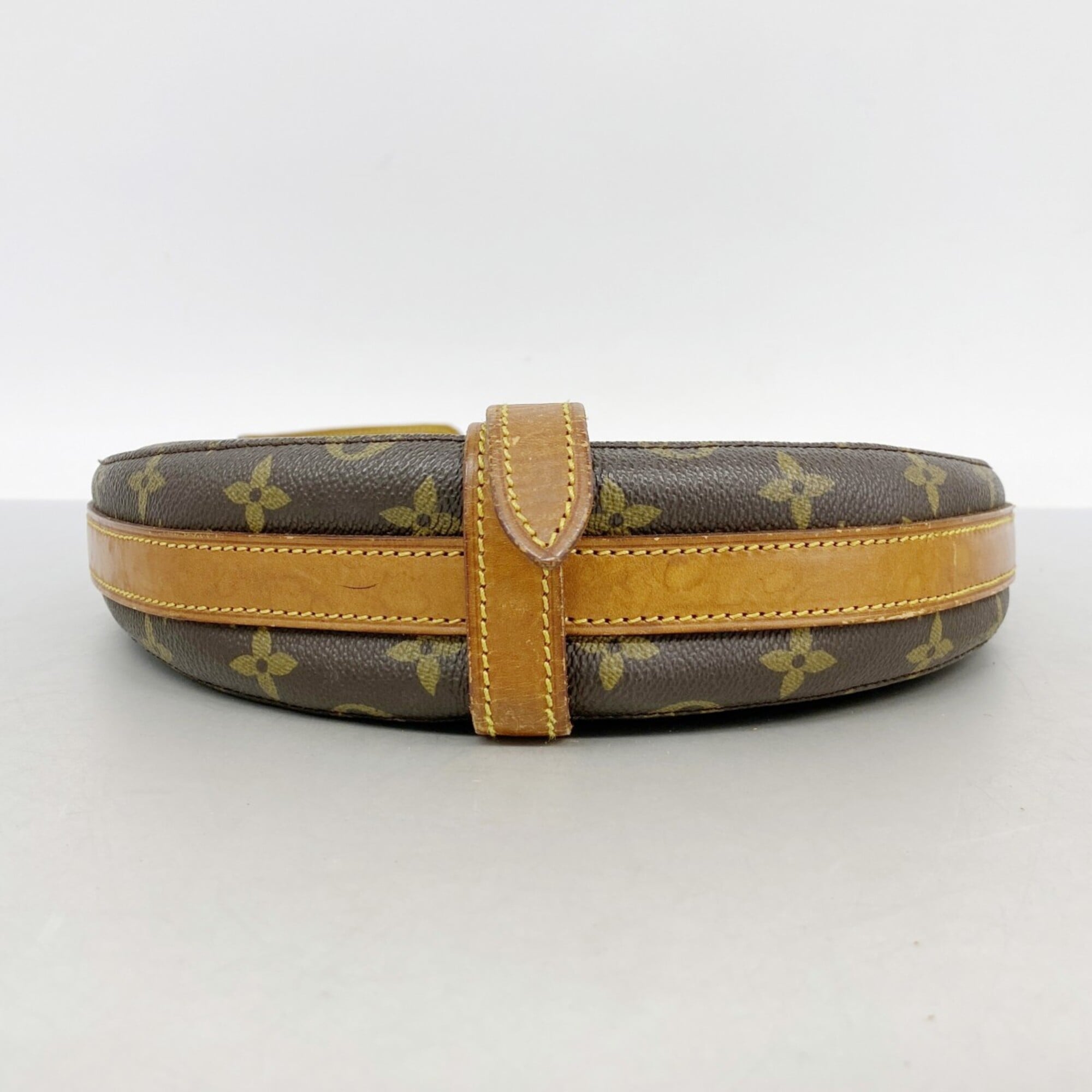 Louis Vuitton Brown Shoulder Bag (Pre-Owned)