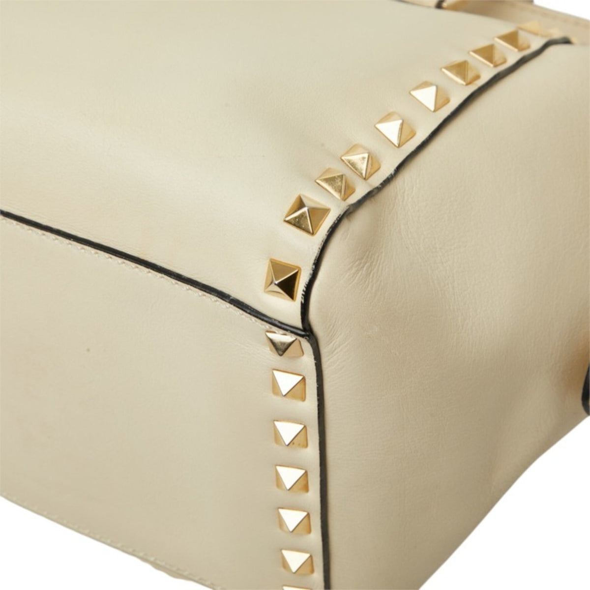 Valentino Off-White Leather Handbag Shoulder Bag (Pre-Owned)