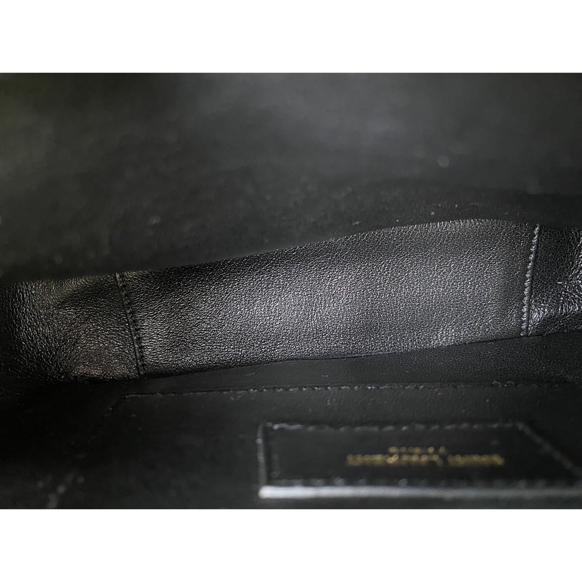Yves Saint Laurent Beige Shoulder Bag (Pre-Owned)