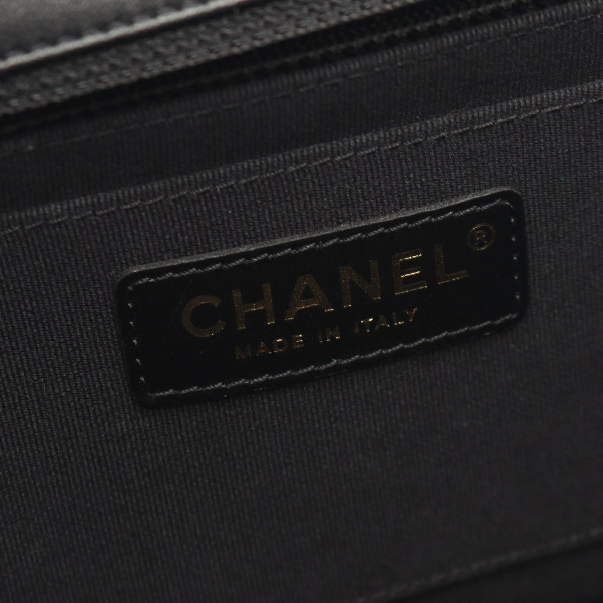Chanel Black Leather Handbag Shoulder Bag (Pre-Owned)