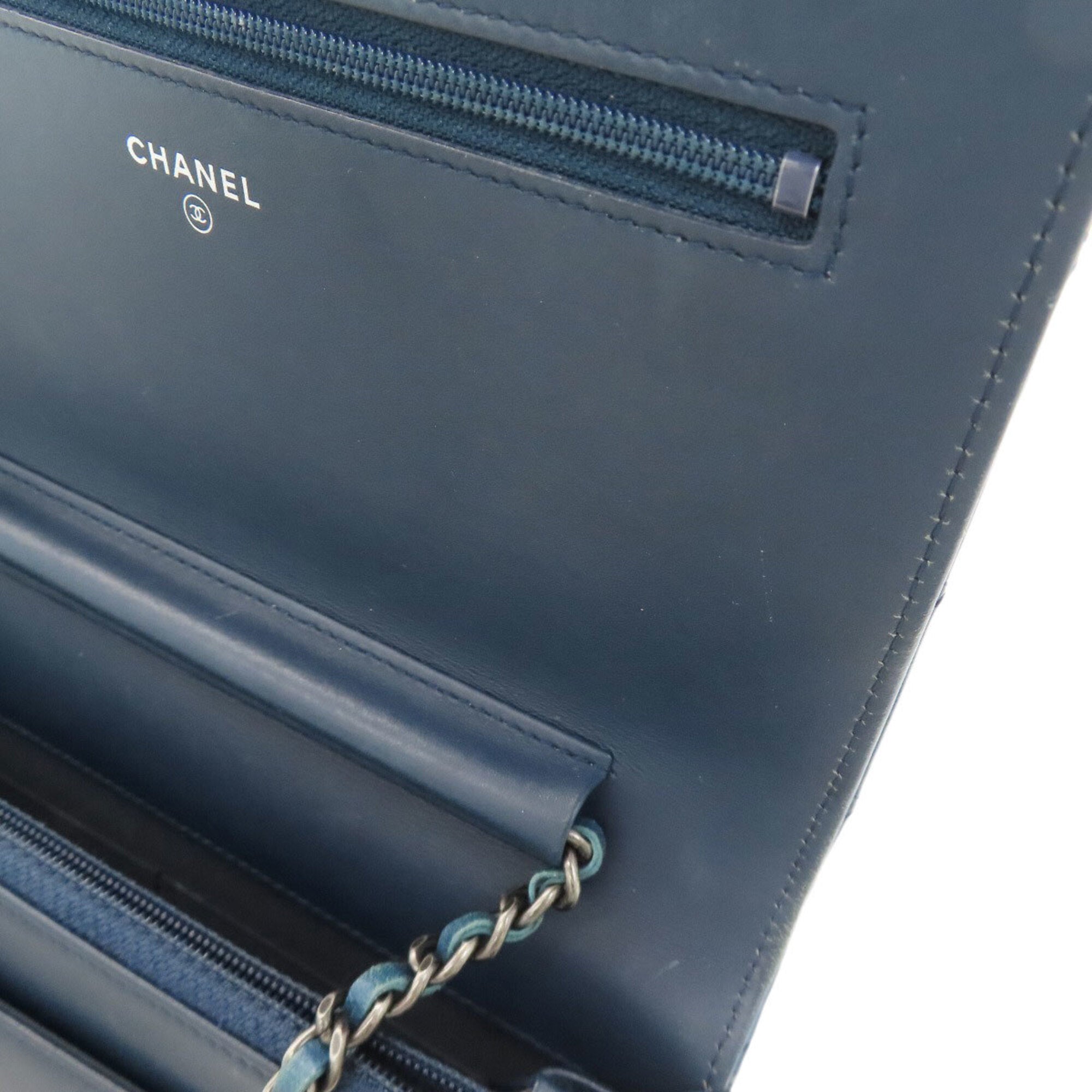 Chanel Matelasse Blue Leather Chain/Shoulder Wallet (Pre-Owned)