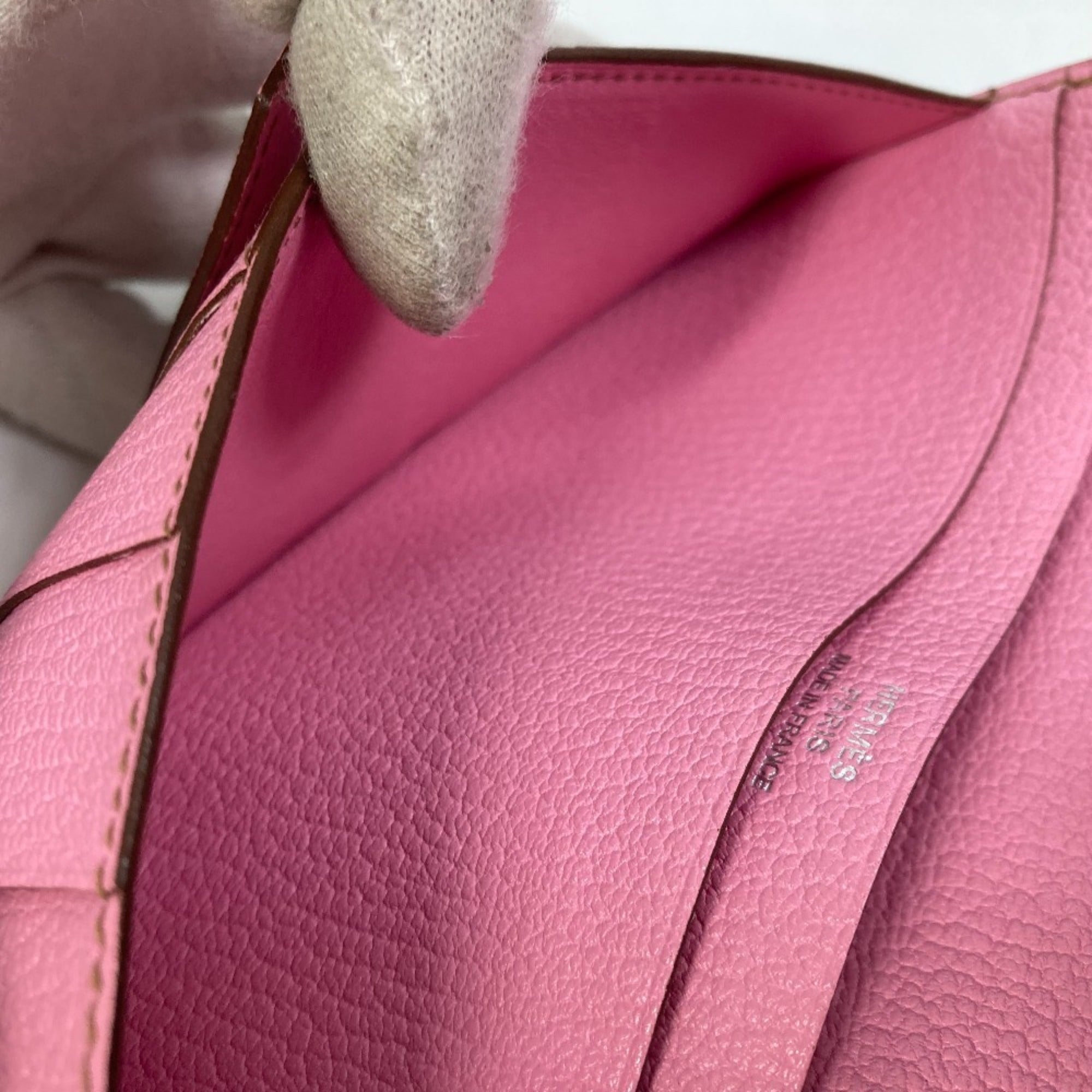 Hermes Bearn Pink Soufre Chevre Leather Chain/Shoulder Wallet (Pre-Owned)