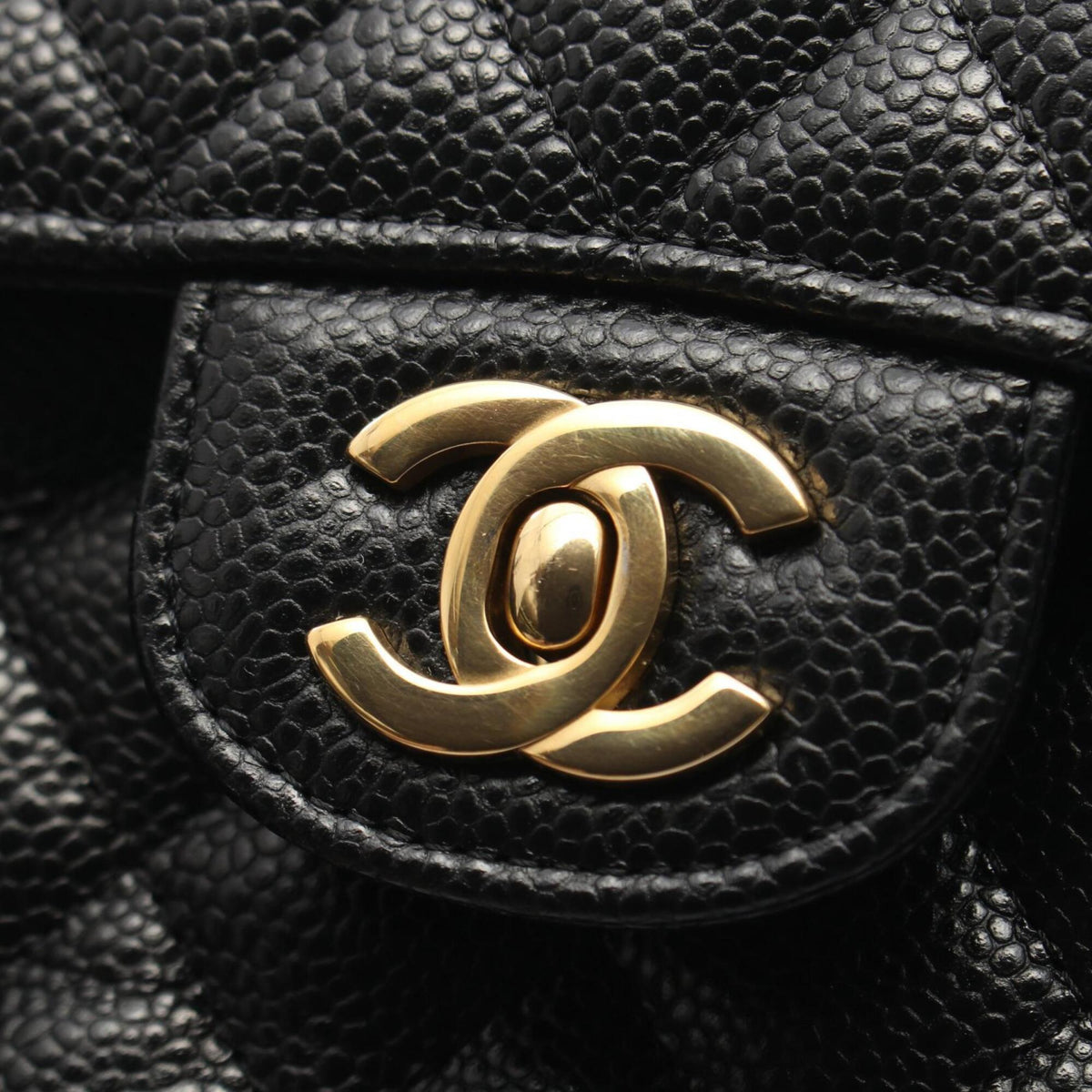Chanel Black Leather Handbag Shoulder Bag (Pre-Owned)