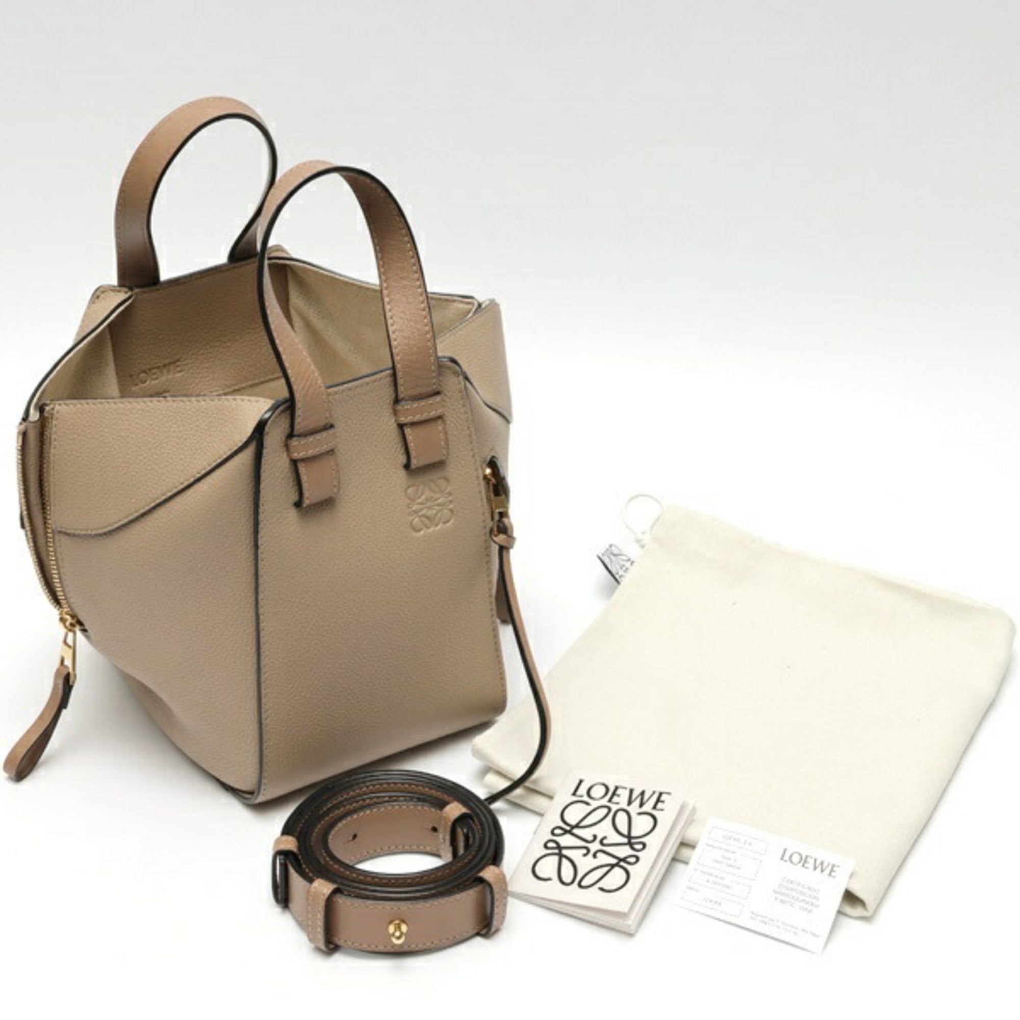 Loewe Grayish Sand Leather Handbag Shoulder Bag (Pre-Owned)