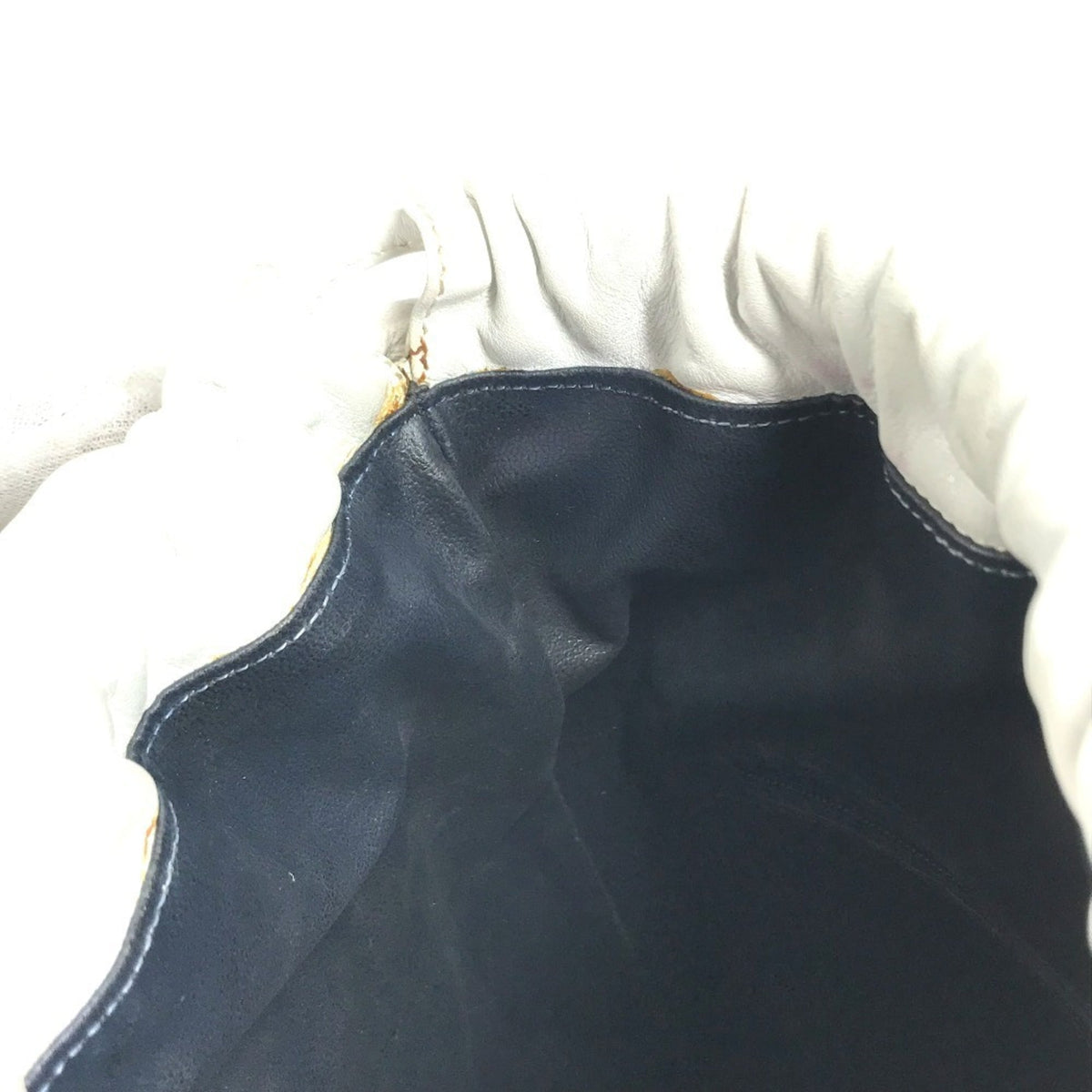 Gucci White Yellow Leather Shoulder Bag (Pre-Owned)