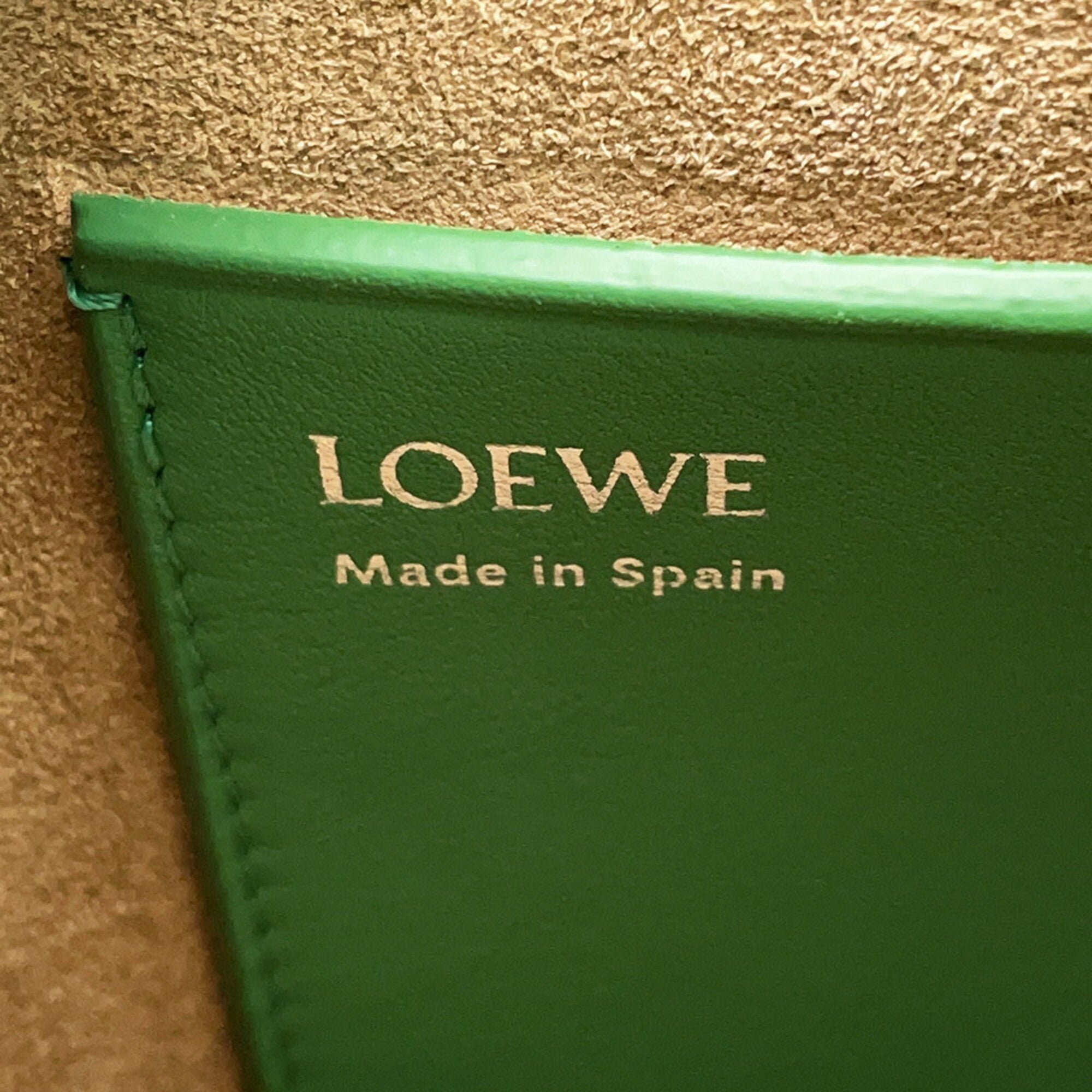 Loewe Green Leather Handbag Shoulder Bag (Pre-Owned)