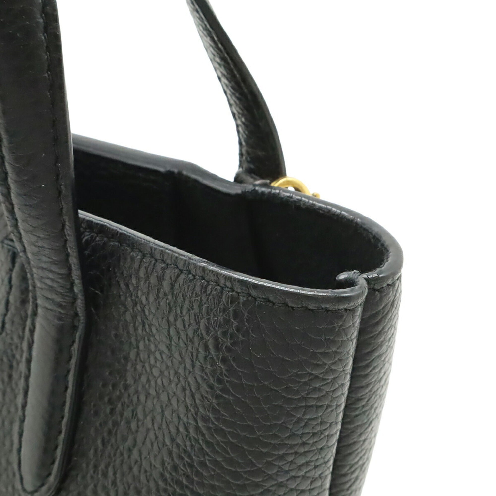 Salvatore Ferragamo Black Leather Handbag Shoulder Bag (Pre-Owned)
