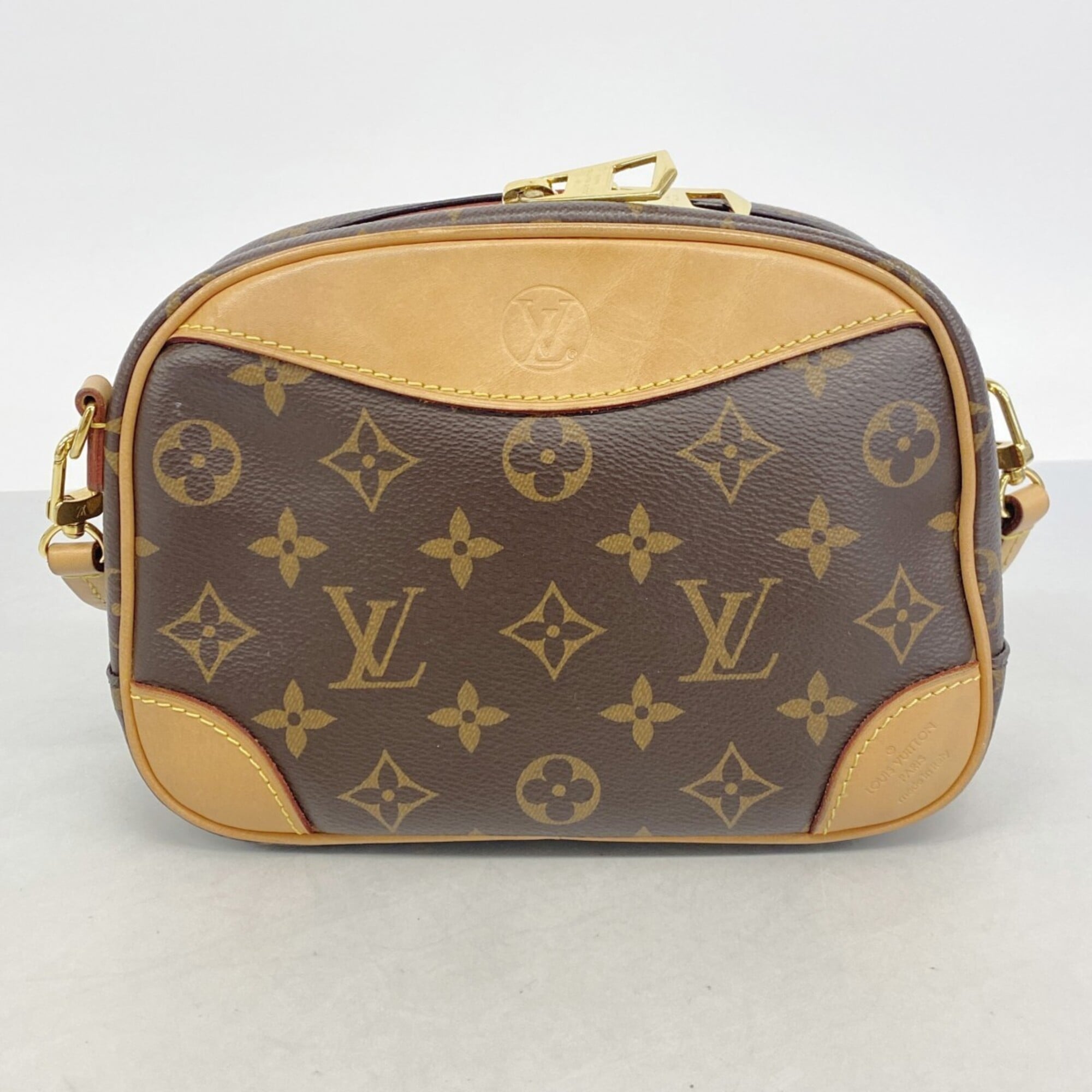 Louis Vuitton Brown Shoulder Bag (Pre-Owned)