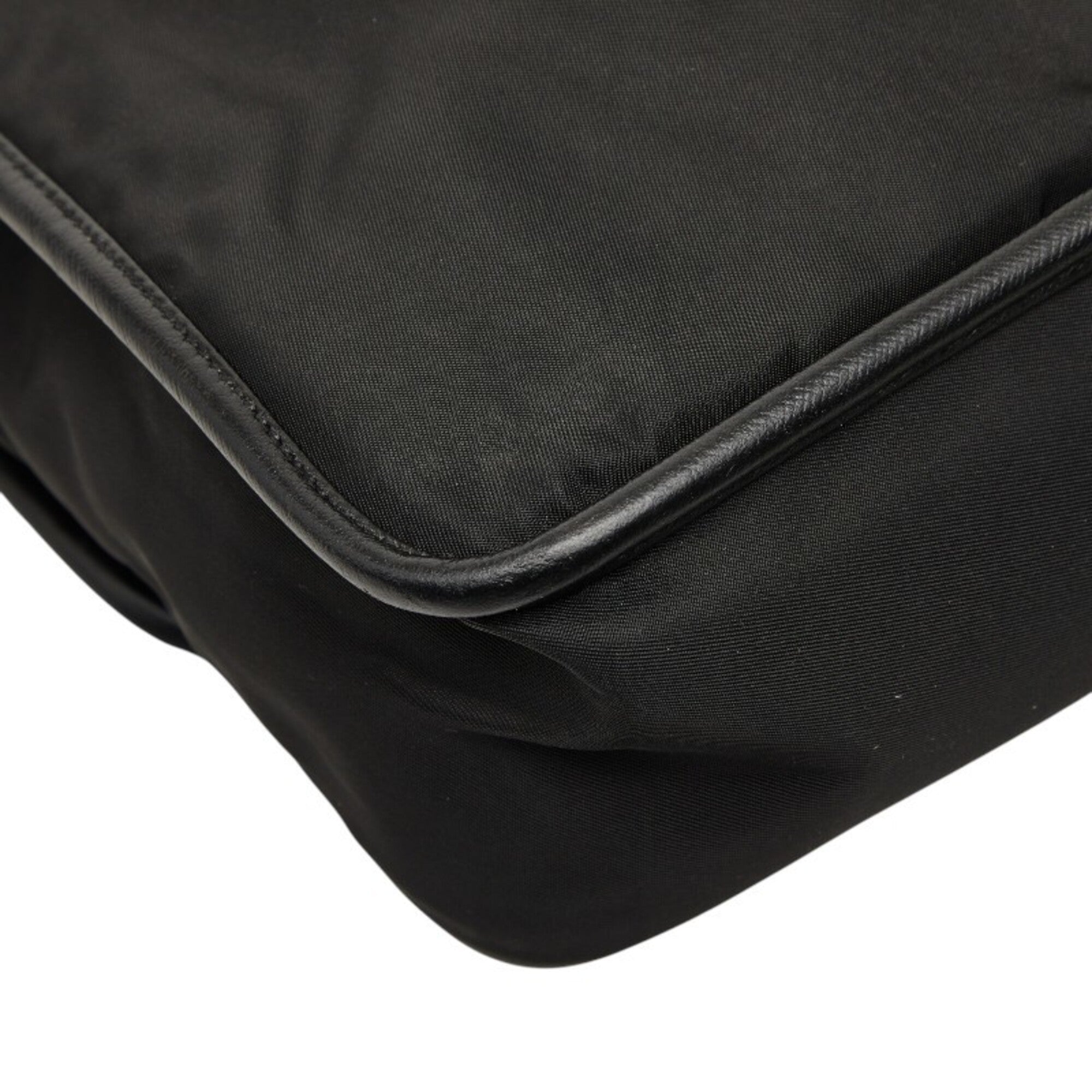 Prada Black Nylon Leather Shoulder Bag (Pre-Owned)
