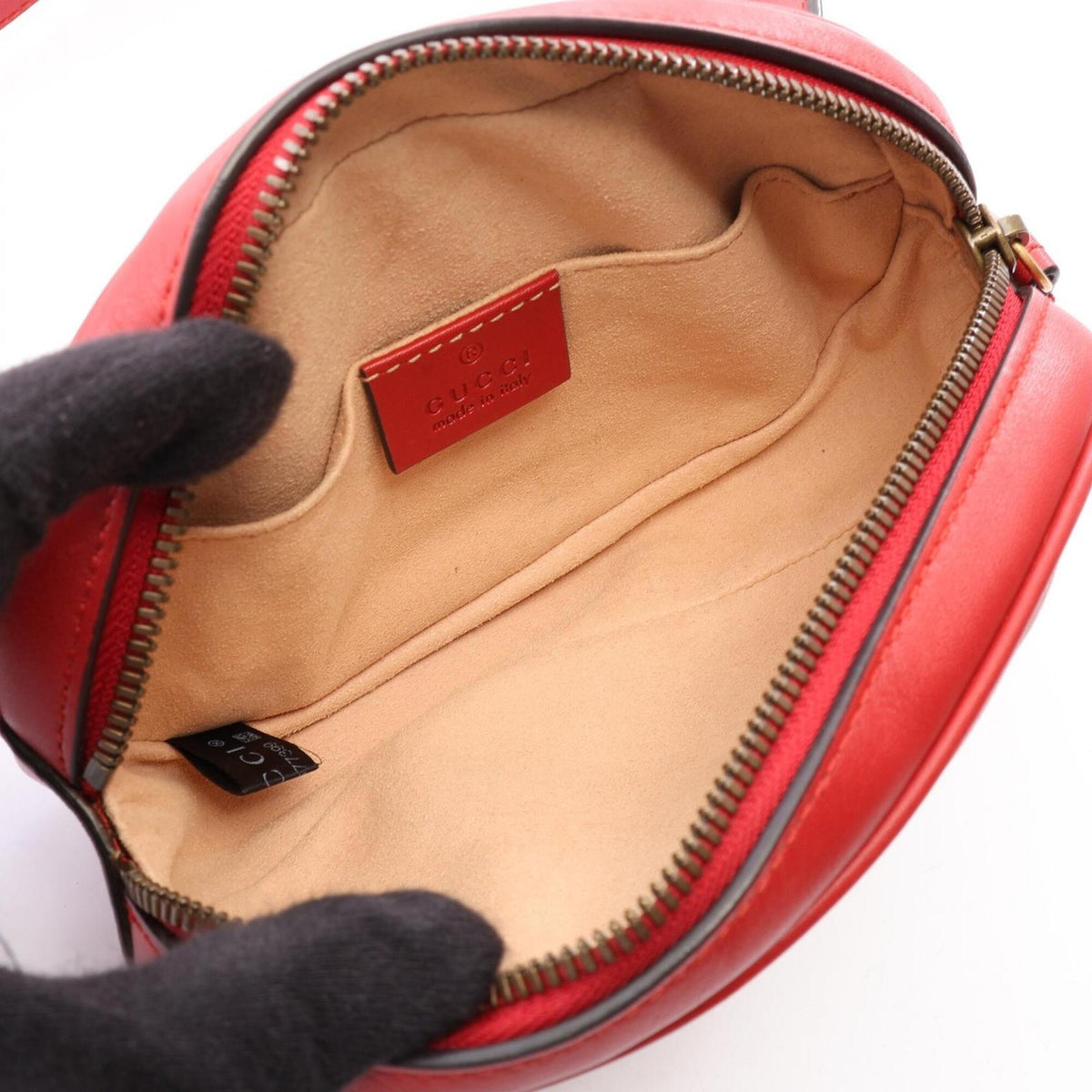 Gucci Red Color Leather Fanny Pack (Pre-Owned)