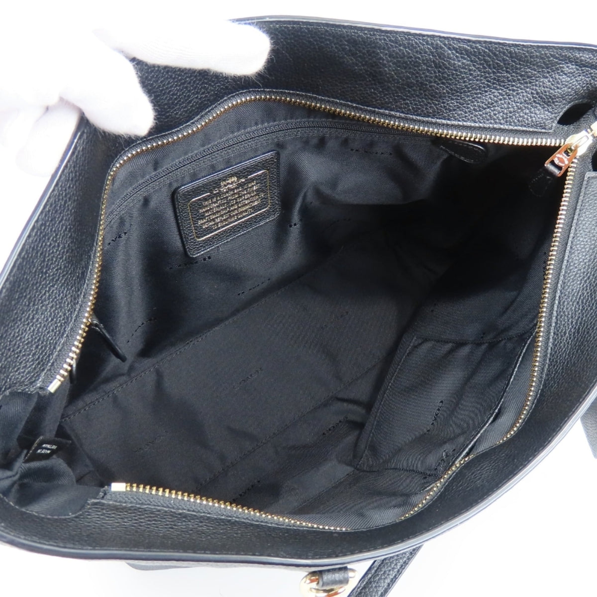 Coach Black Leather Tote Bag (Pre-Owned)