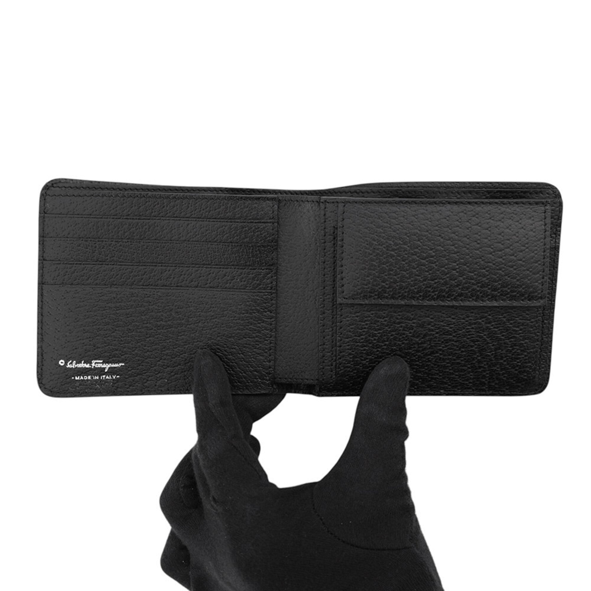 Salvatore Ferragamo Gancini Black Leather Wallet (Bi-Fold) (Pre-Owned)