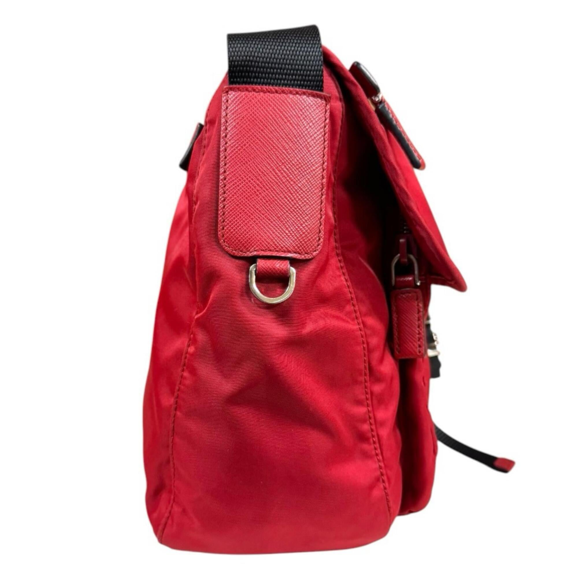 Prada Red Color Nylon Shoulder Bag (Pre-Owned)