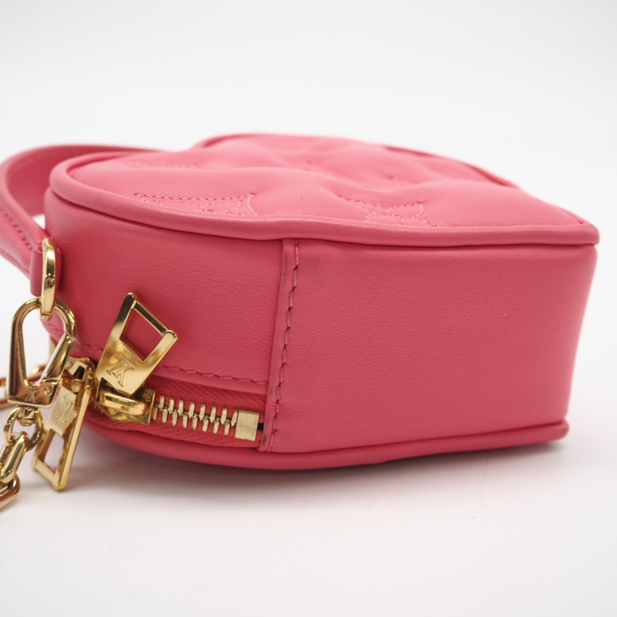 Louis Vuitton Pink Leather Shoulder Bag (Pre-Owned)