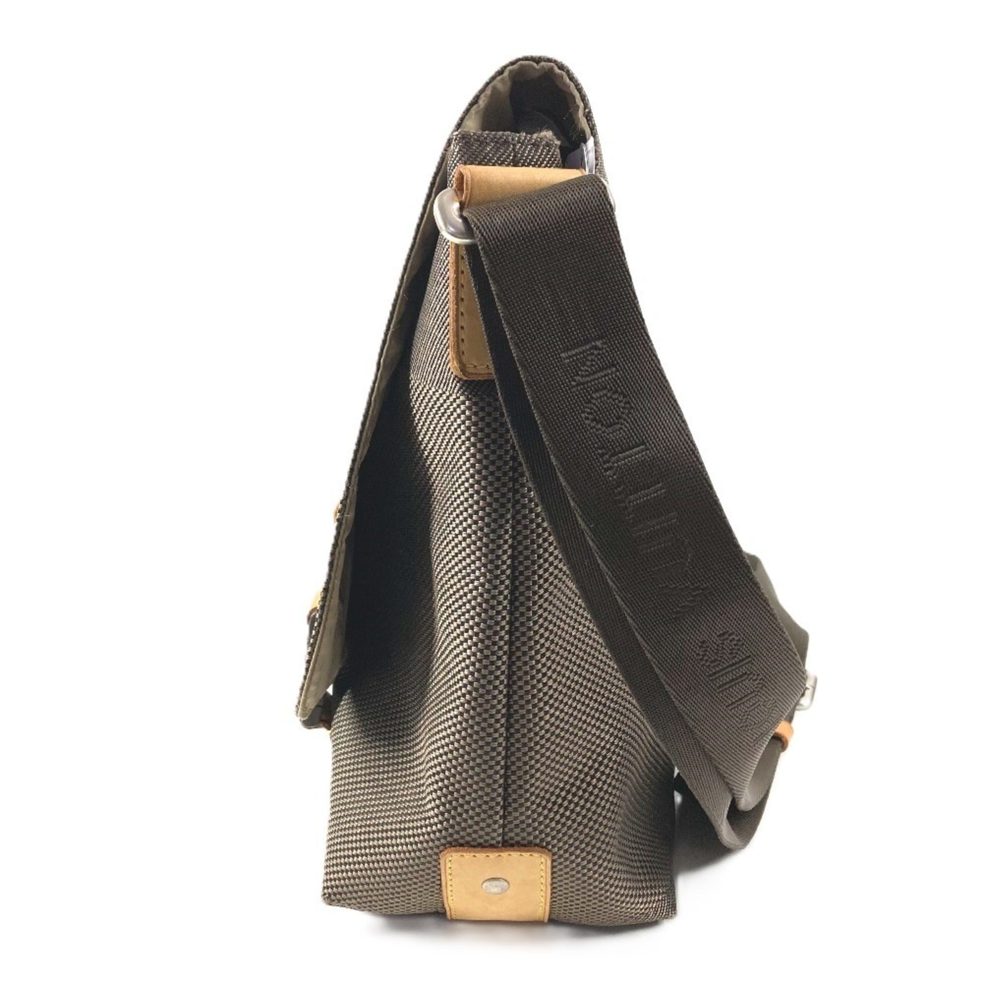Louis Vuitton Khaki Damier Geant Messenger Bag Shoulder Bag (Pre-Owned)
