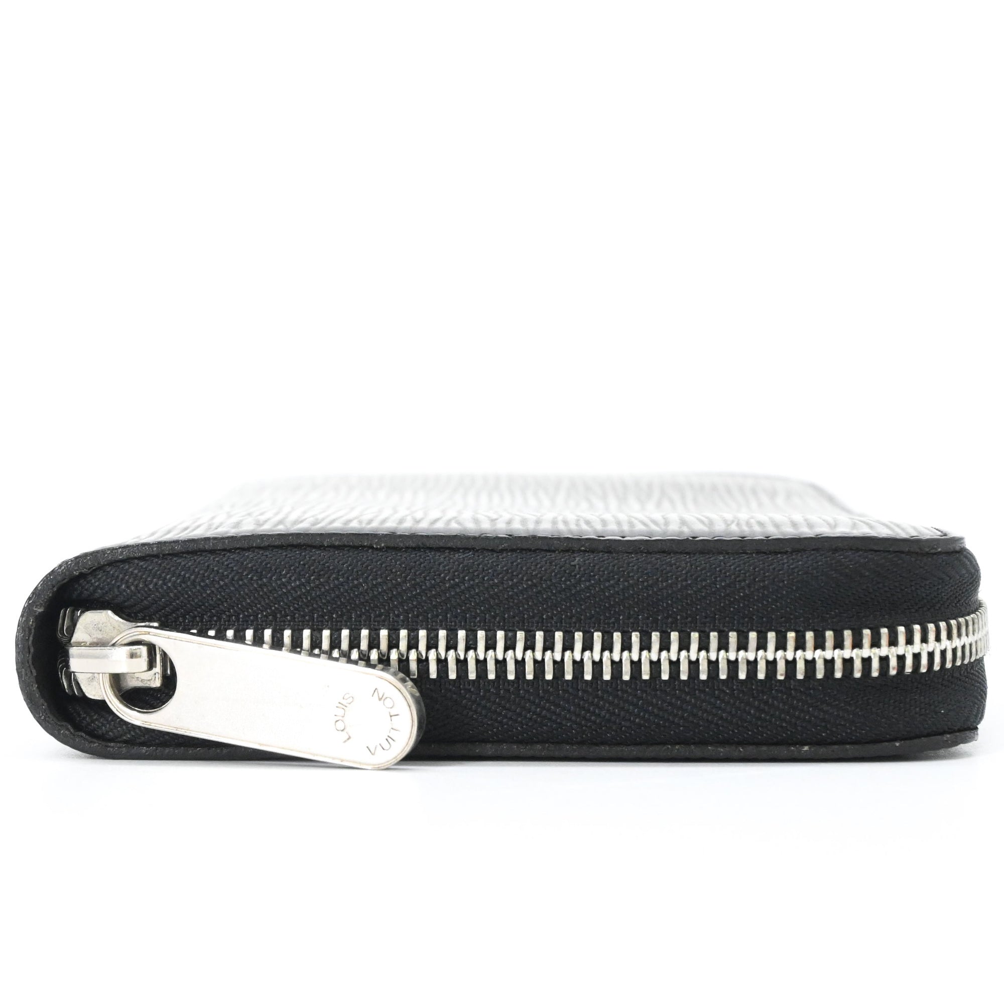Louis Vuitton Black Epi Leather Long Wallet (Bi-Fold) (Pre-Owned)
