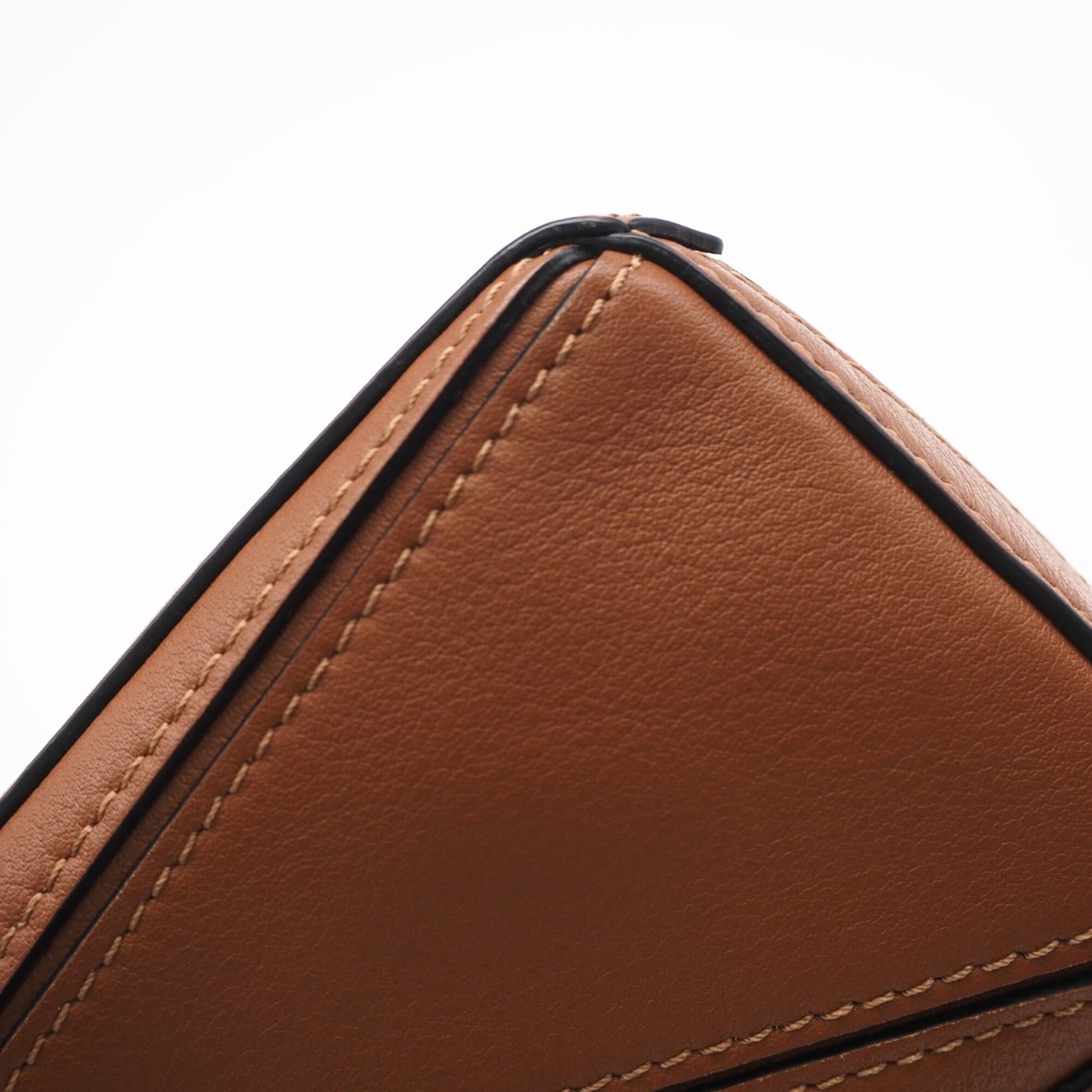 Loewe Puzzle Brown Leather Shoulder Bag (Pre-Owned)