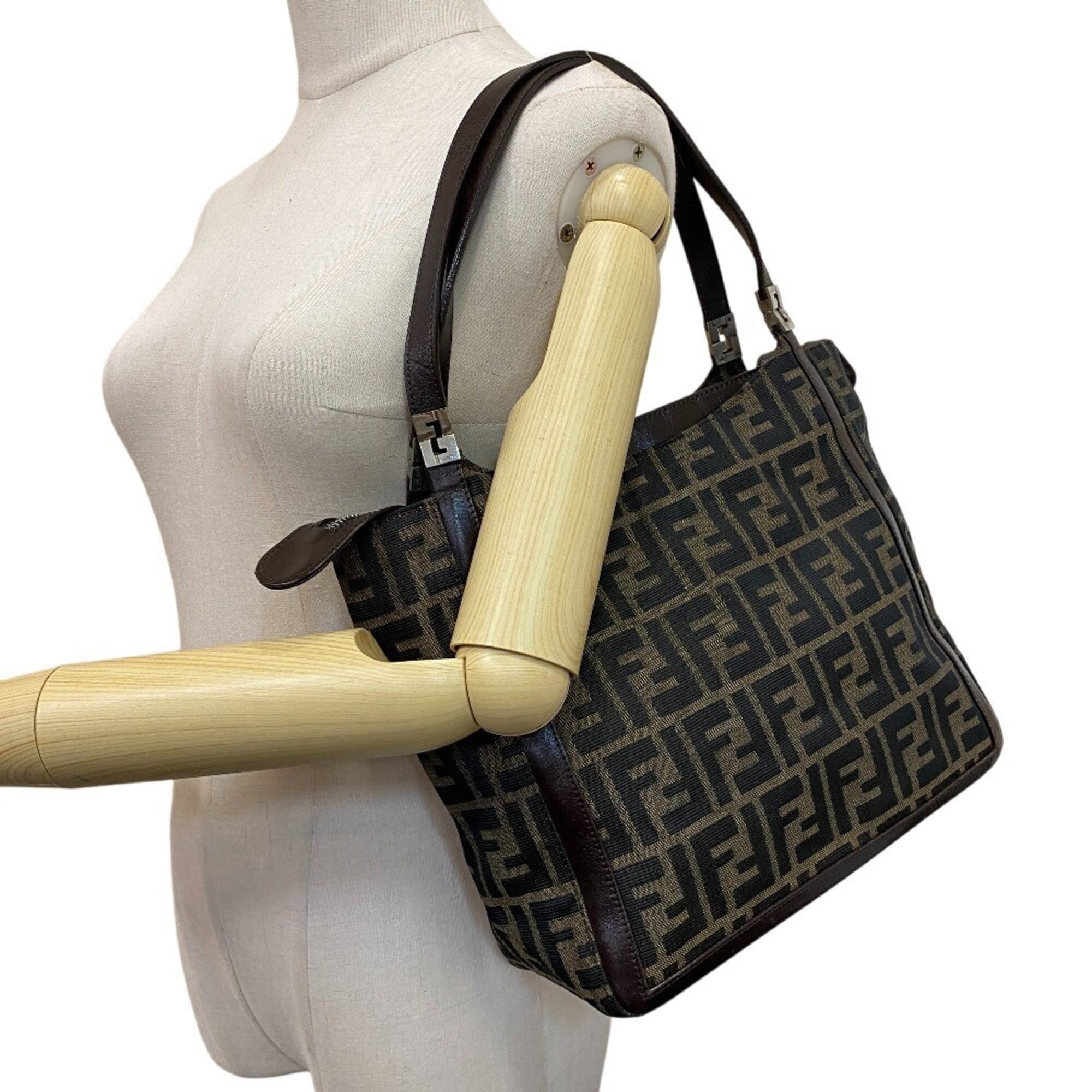 Fendi Zucca Brown Leather Handbag (Pre-Owned)