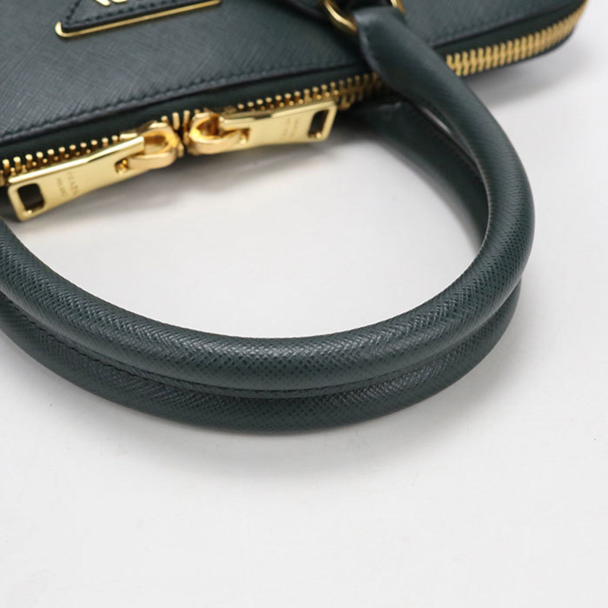 Prada Green Leather Handbag (Pre-Owned)