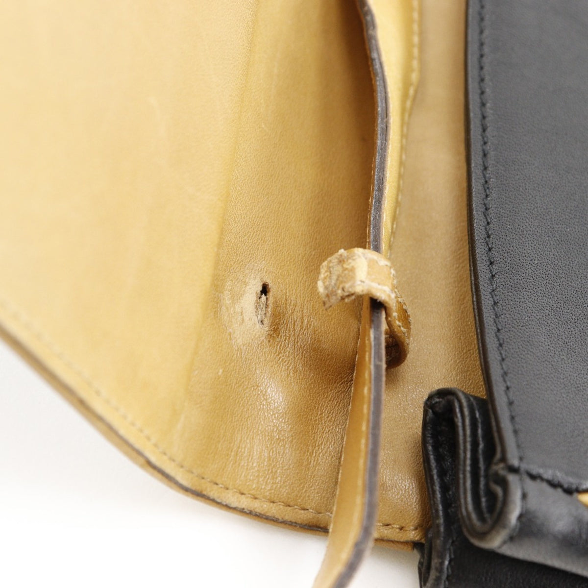 Celine Black Leather Shoulder Bag (Pre-Owned)