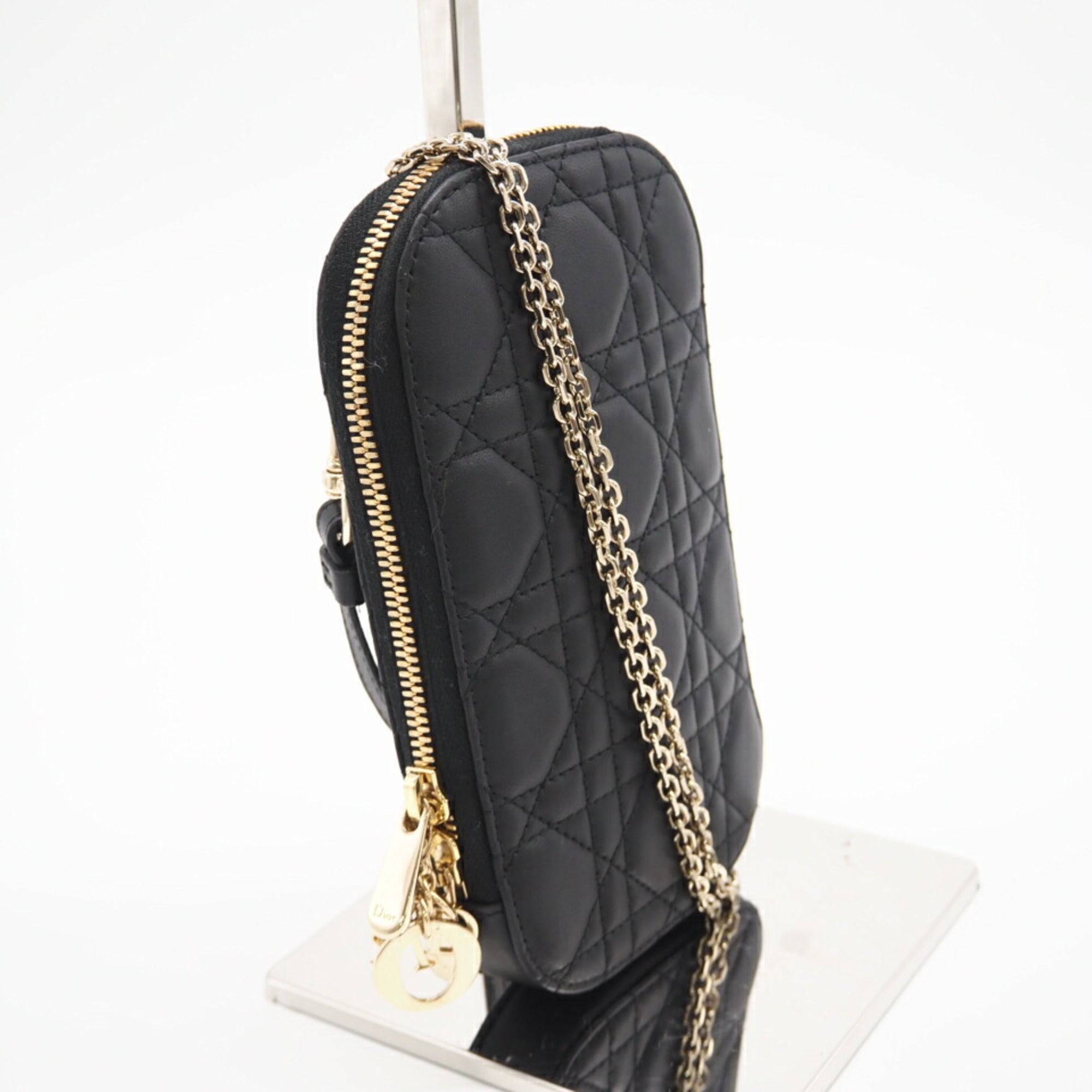 Christian Dior Black Leather Shoulder Bag (Pre-Owned)